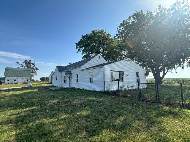 3211 160th Road Property Photo 9