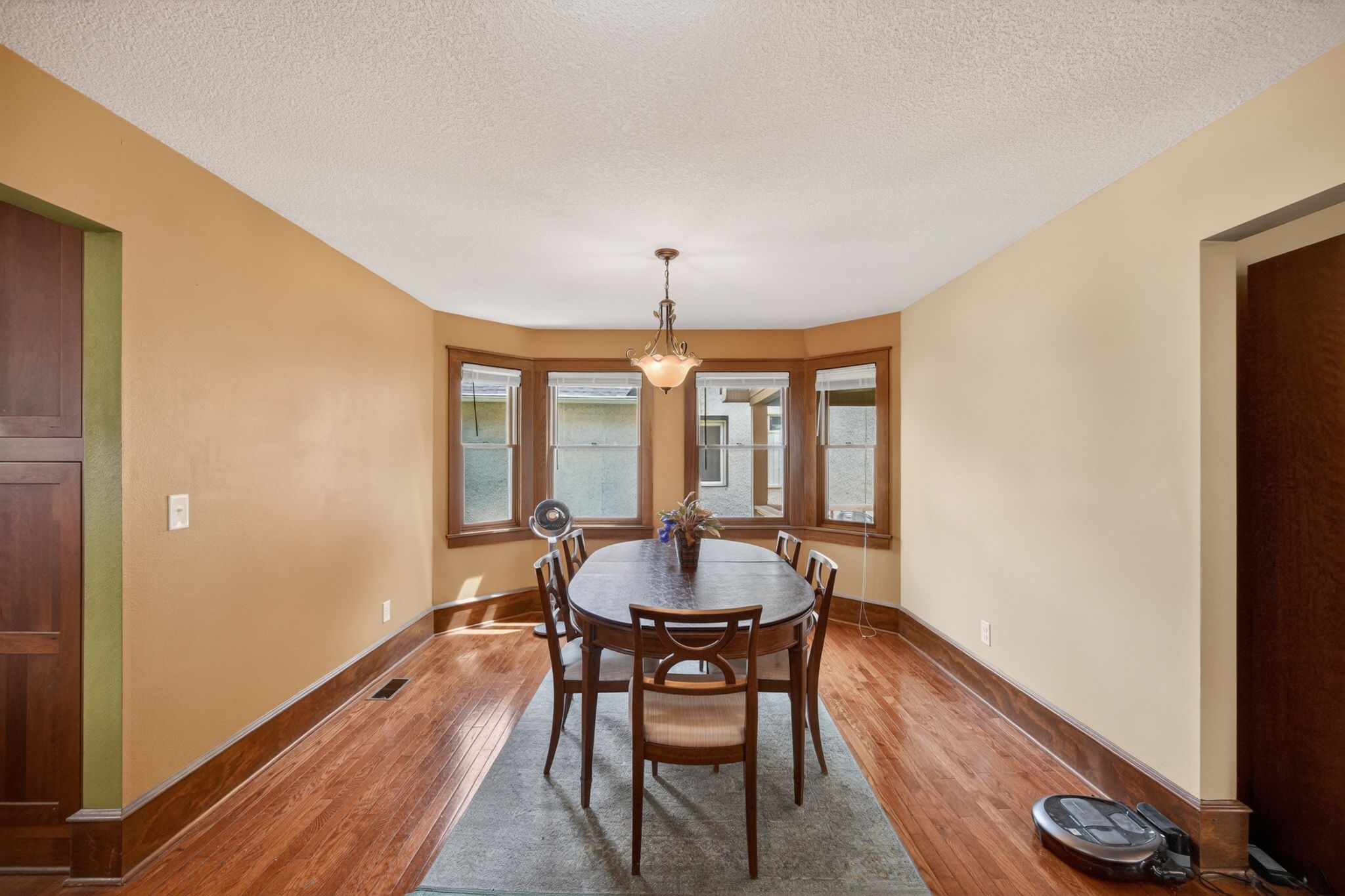 1147 27th Street Property Photo 13