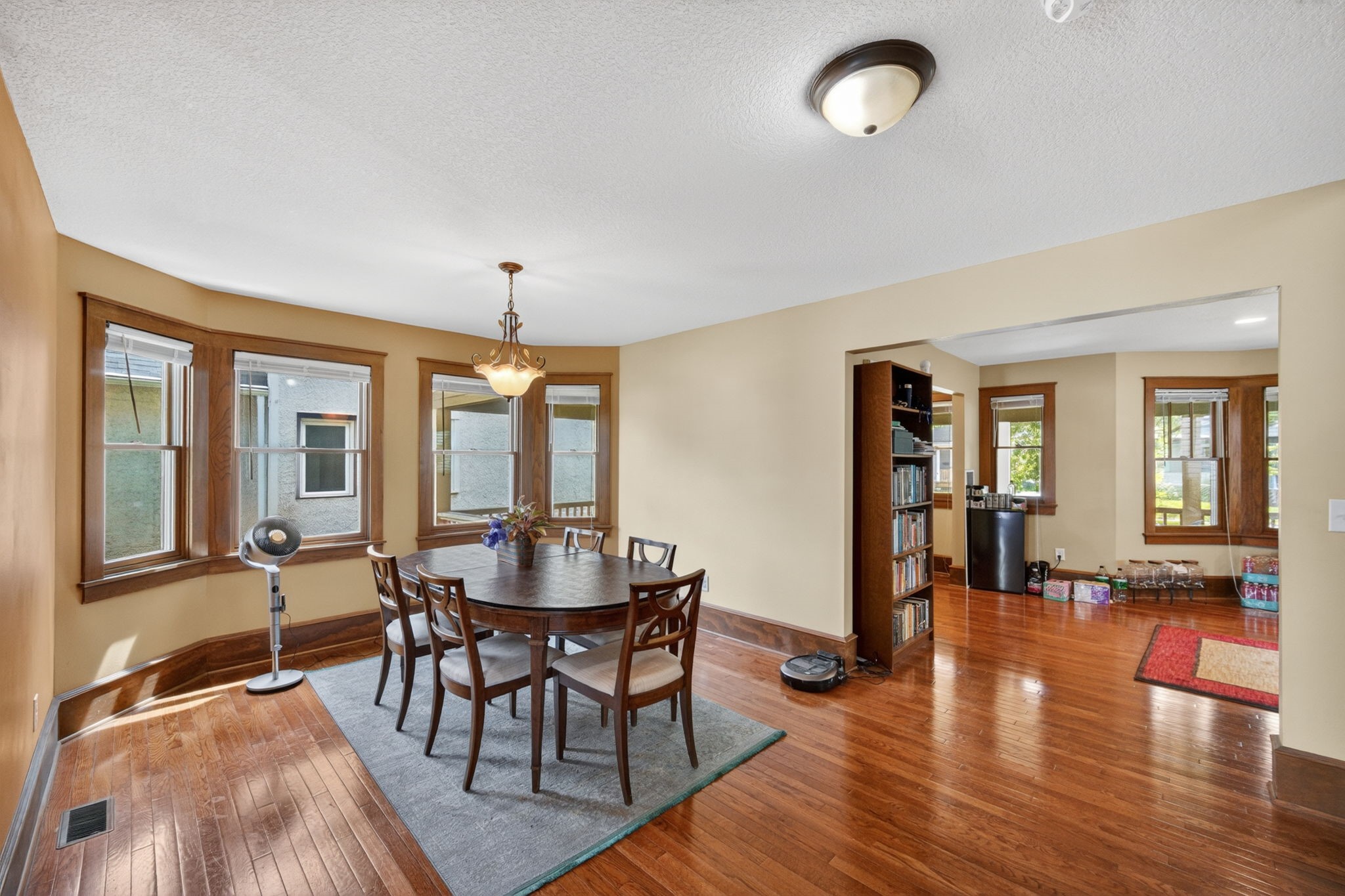 1147 27th Street Property Photo 14