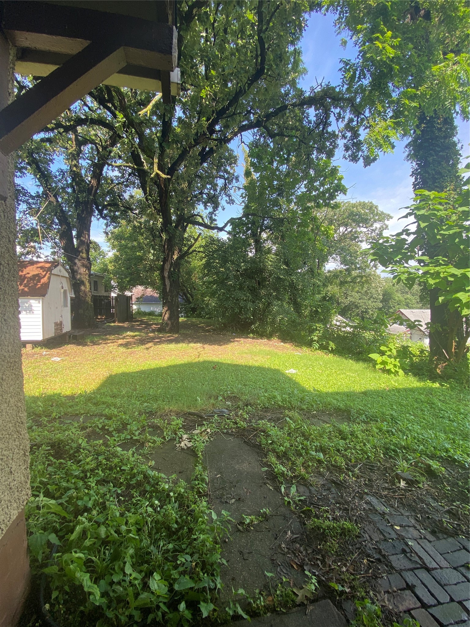 2320 Sw 9th Street Property Photo 4