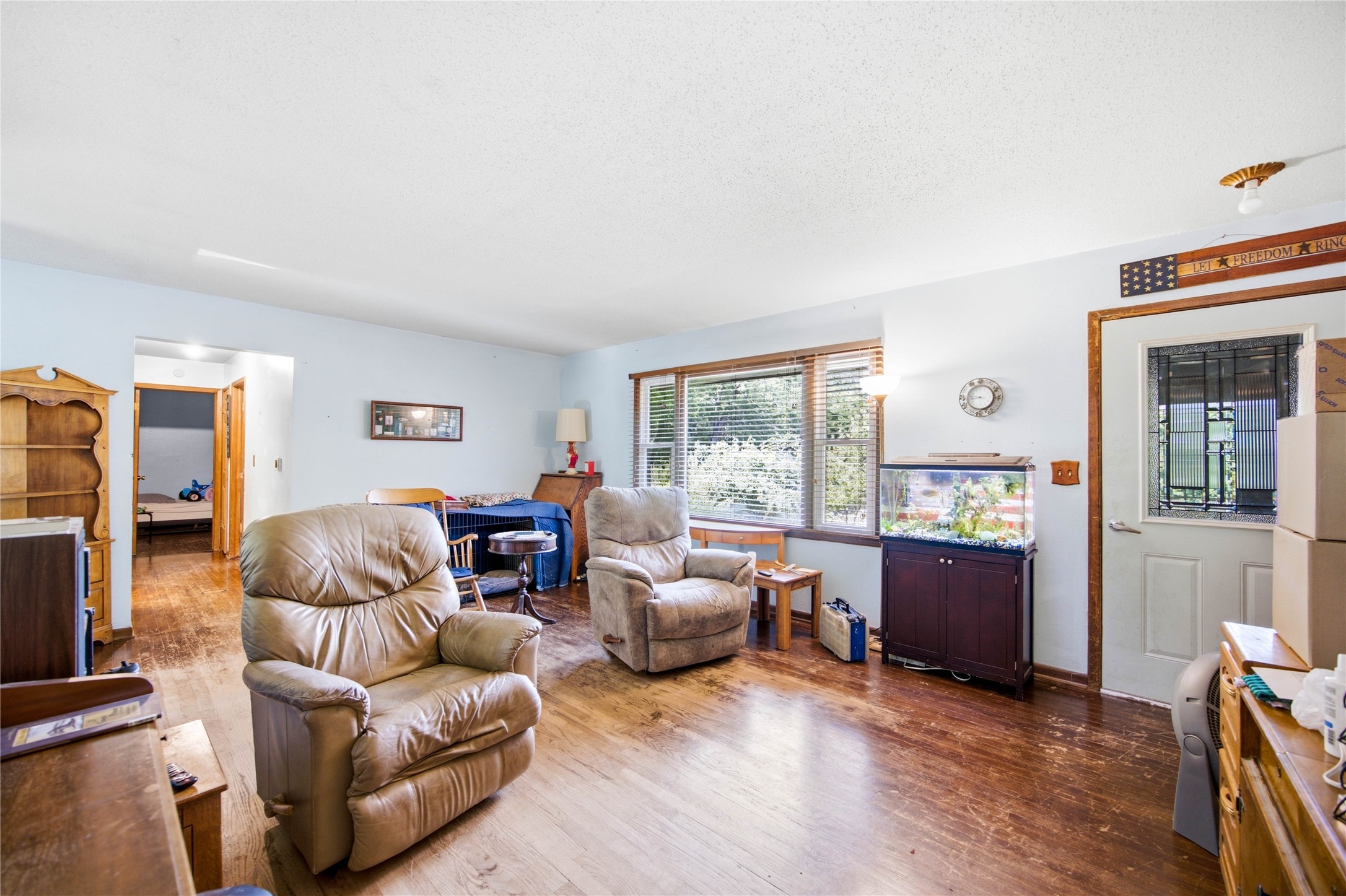 1075 17th Street Property Photo 4