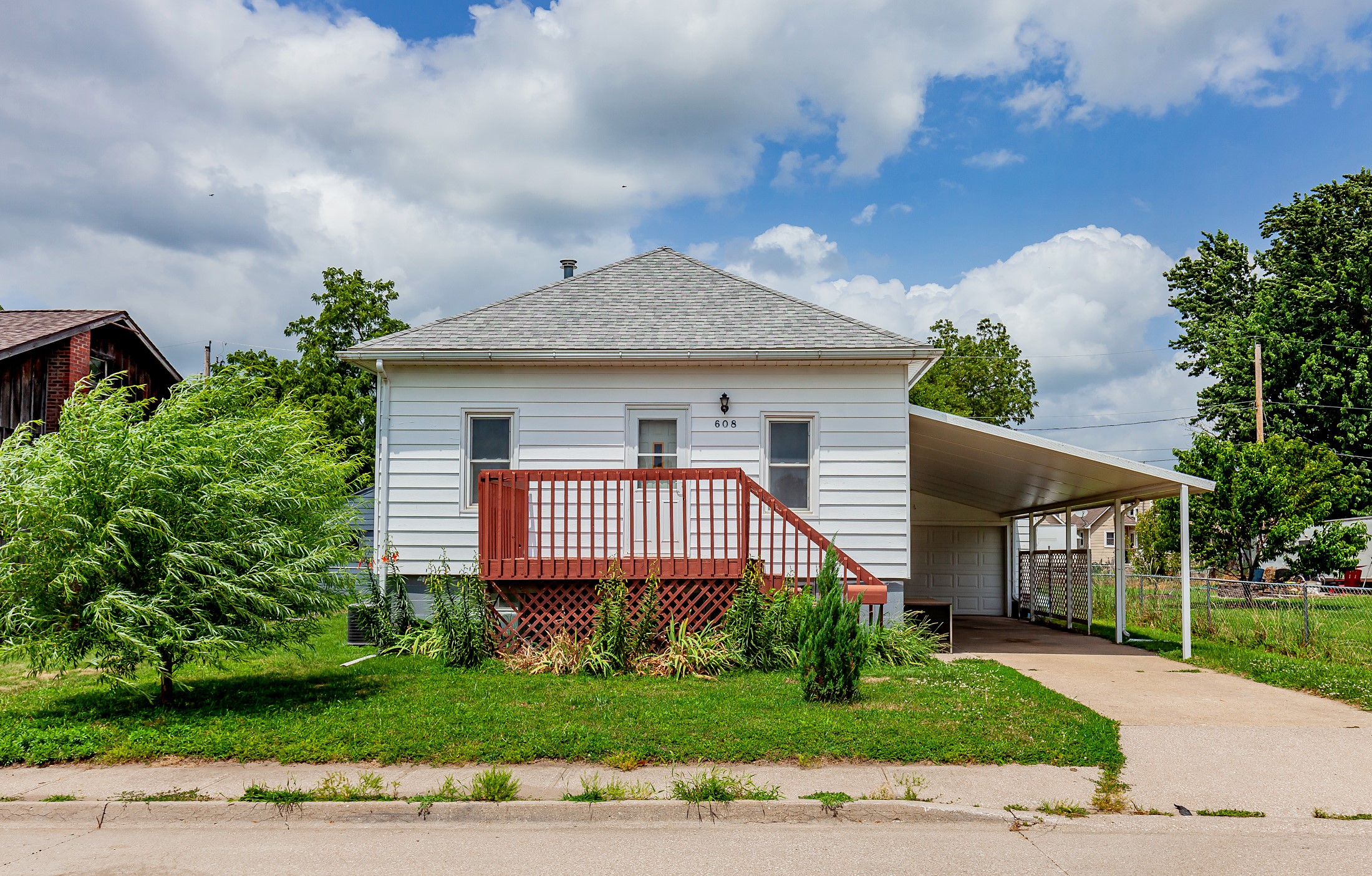 608 North Street Property Photo 1