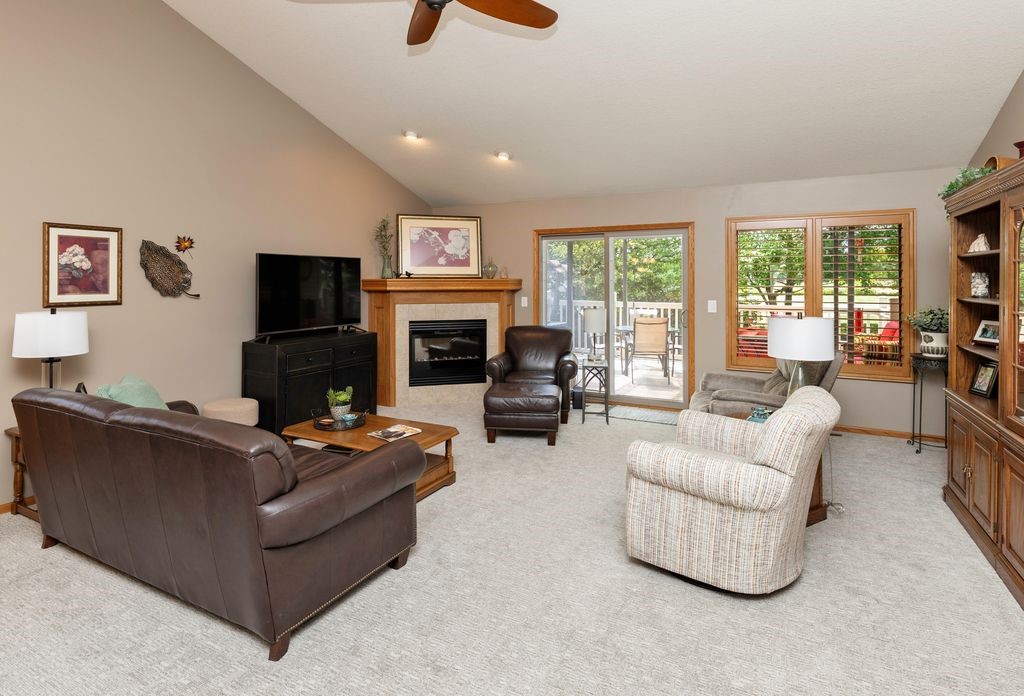4601 154th Street Property Photo 3