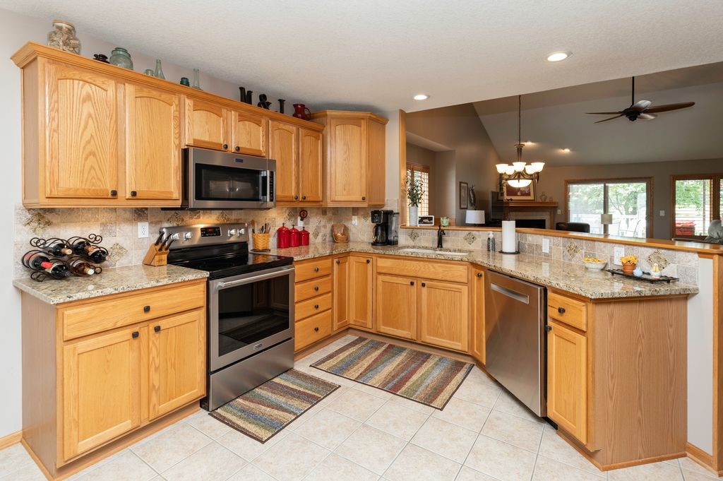 4601 154th Street Property Photo 7