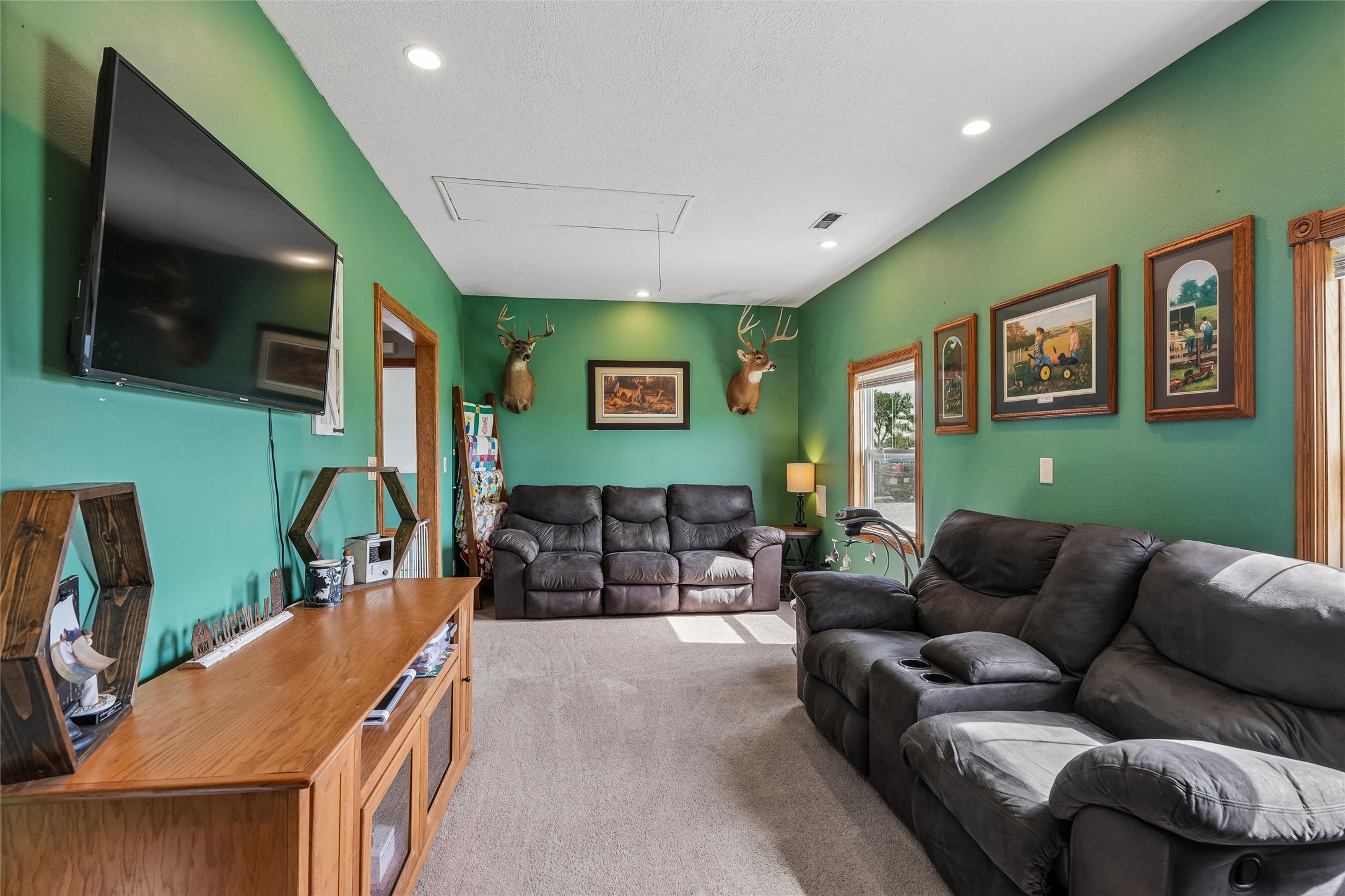 1121 Liberty Highway Property Photo 8