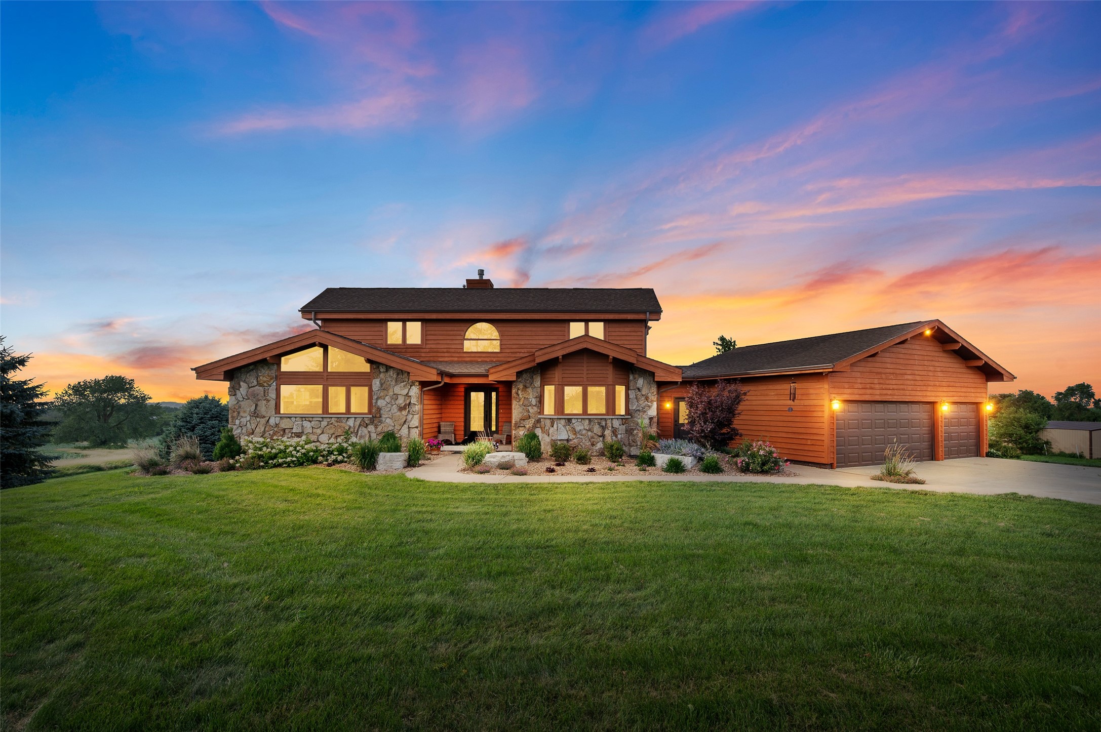 8409/8413 G24 Highway Property Photo 3