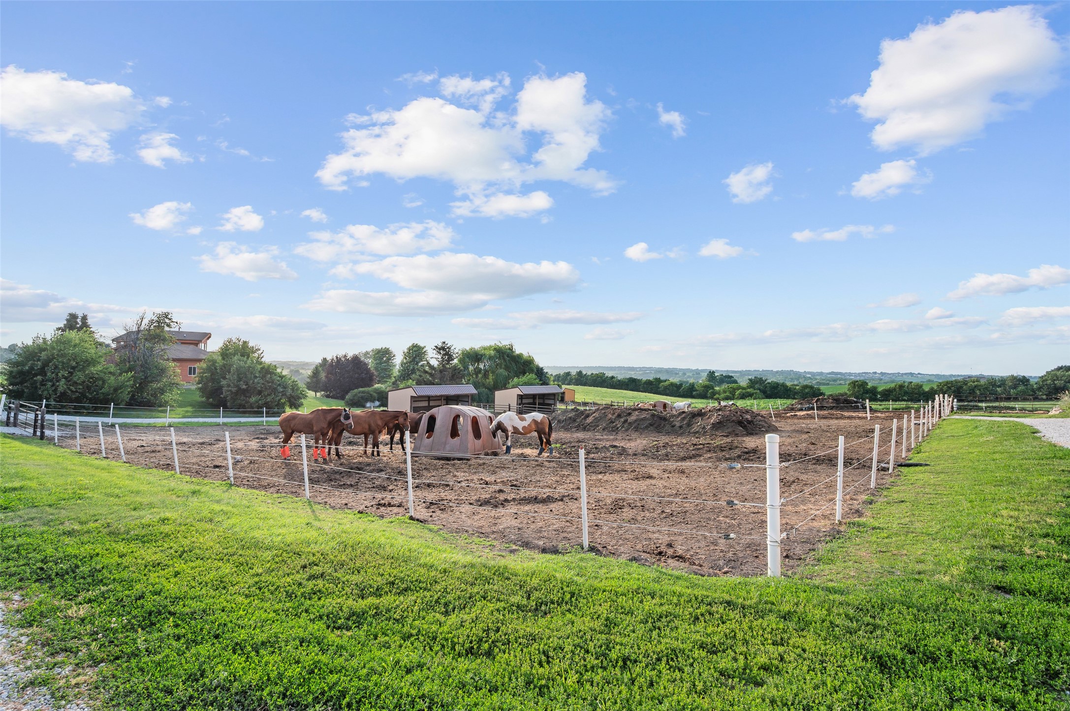 8409/8413 G24 Highway Property Photo 4