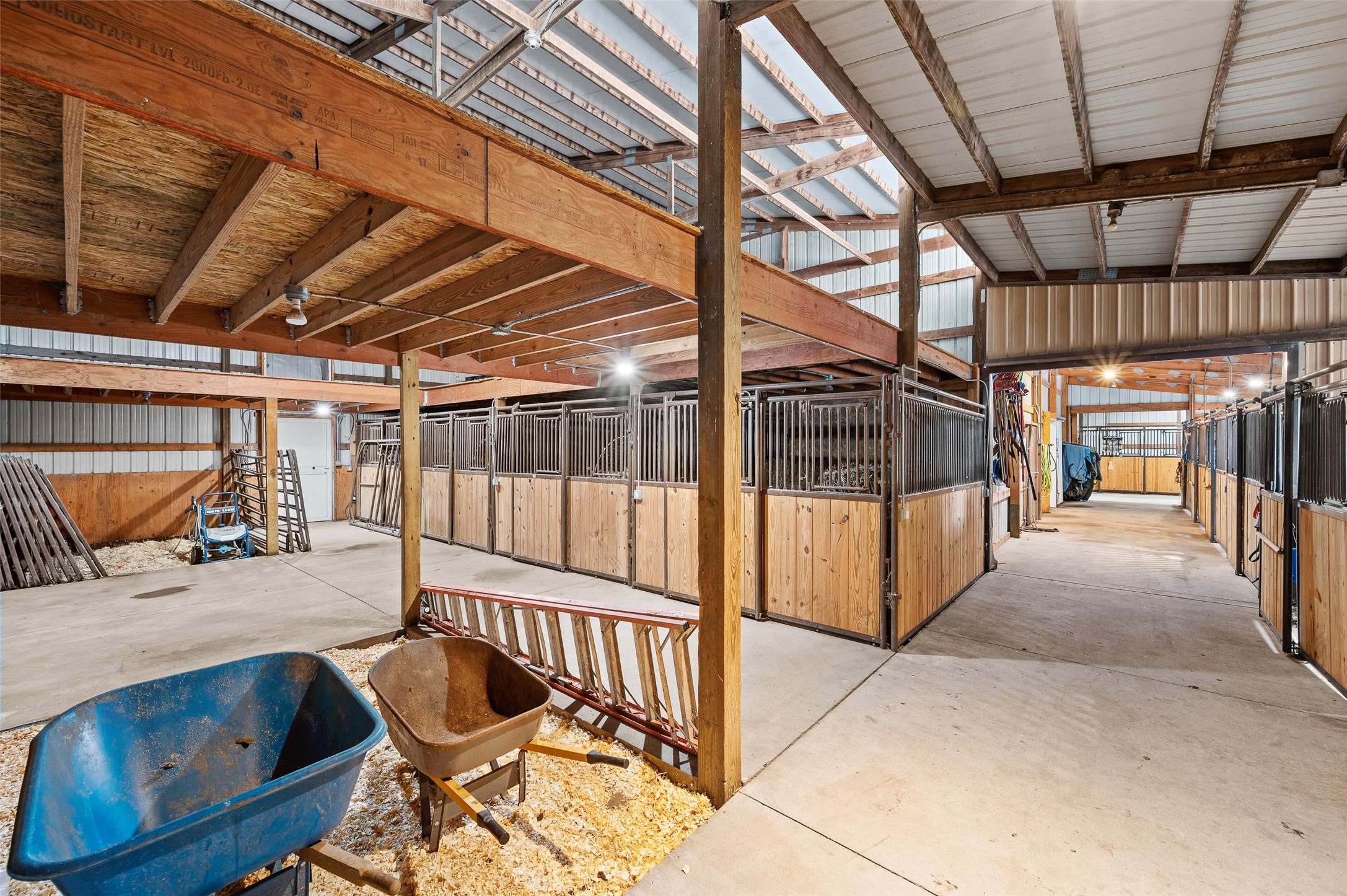 8409/8413 G24 Highway Property Photo 9
