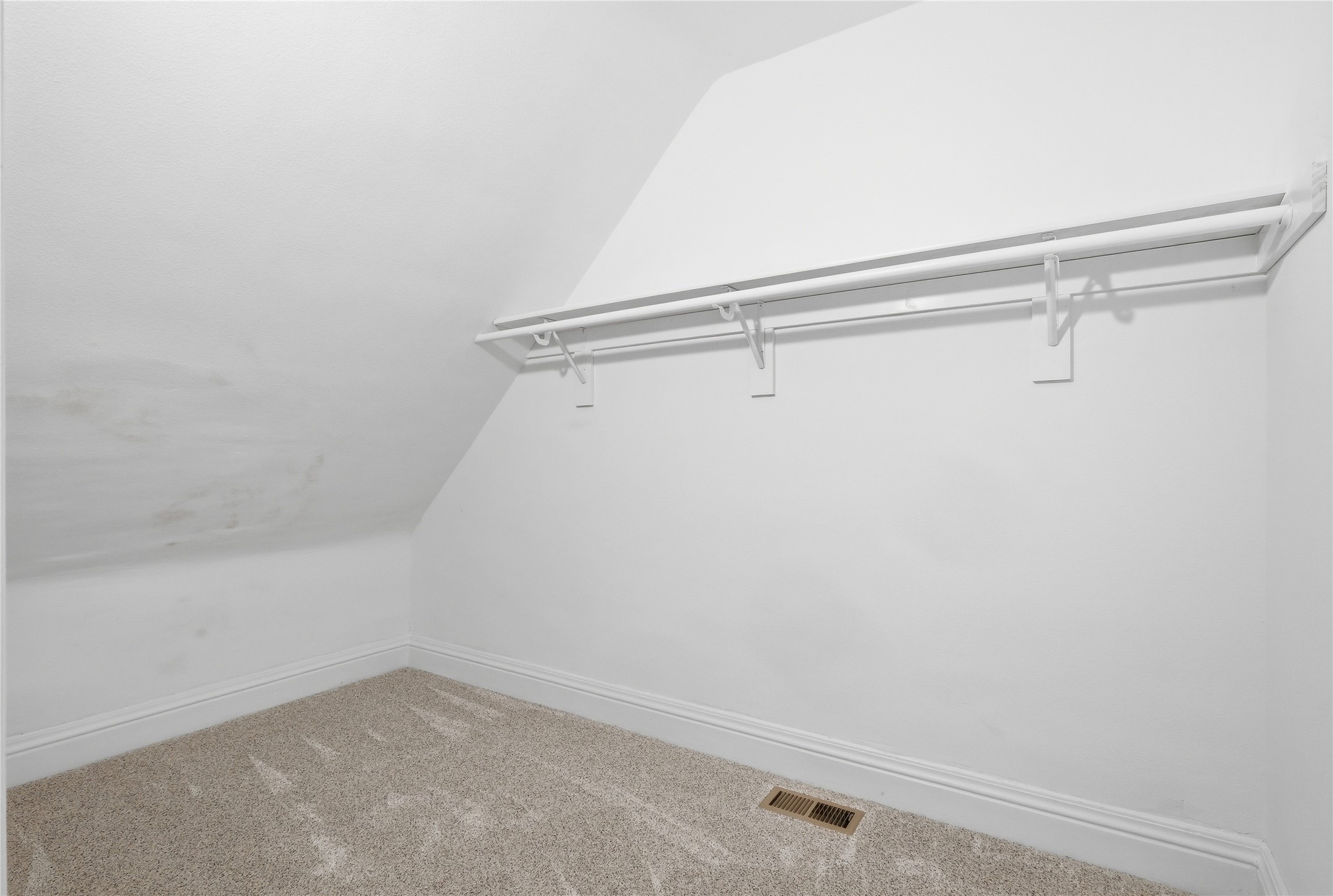 414 E Robinson Street Property Photo 12