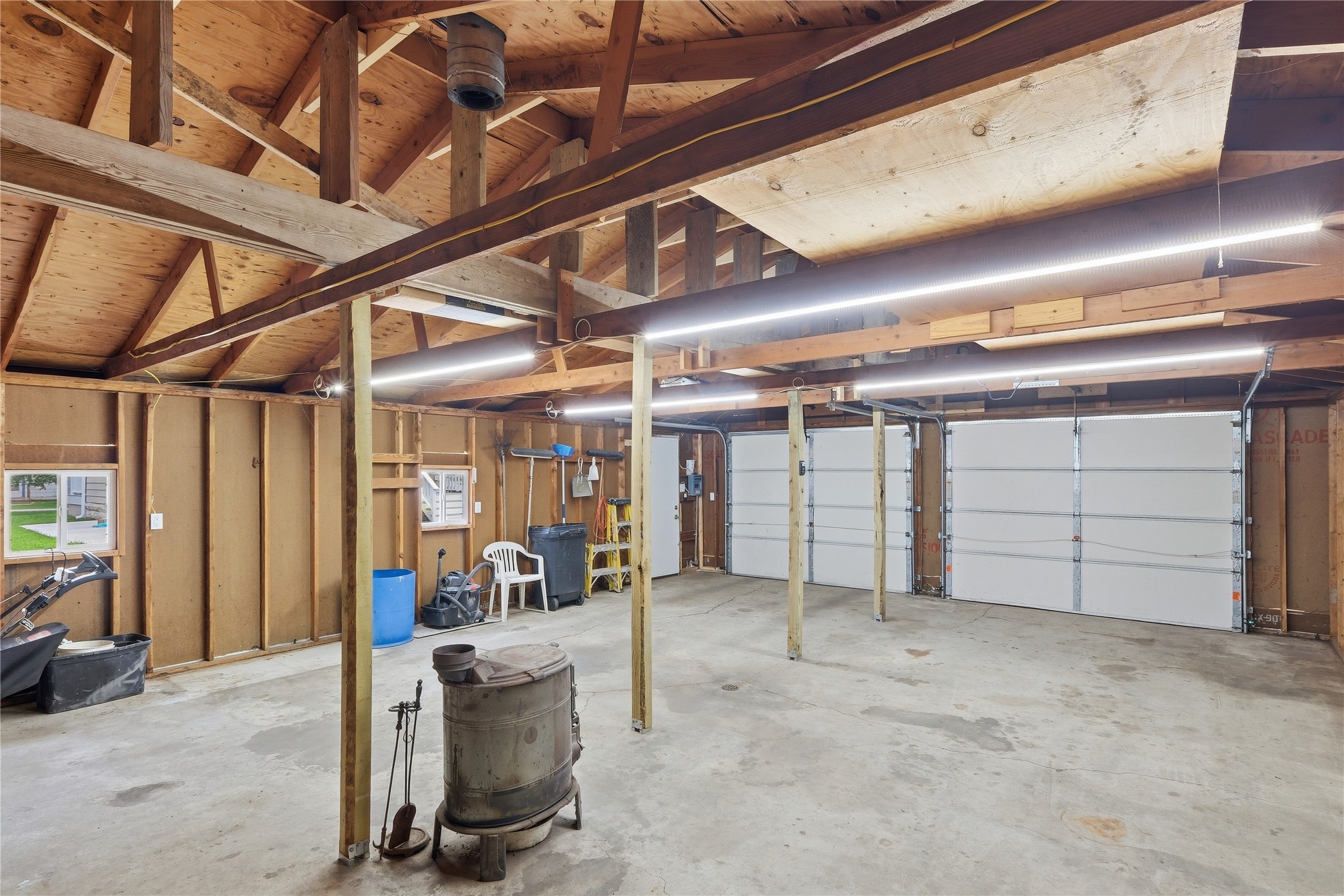 414 E Robinson Street Property Photo 24