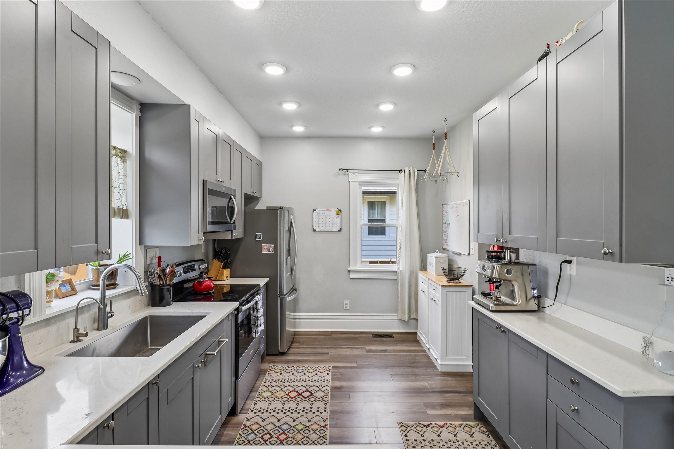 109 S Boone Street Property Photo 12