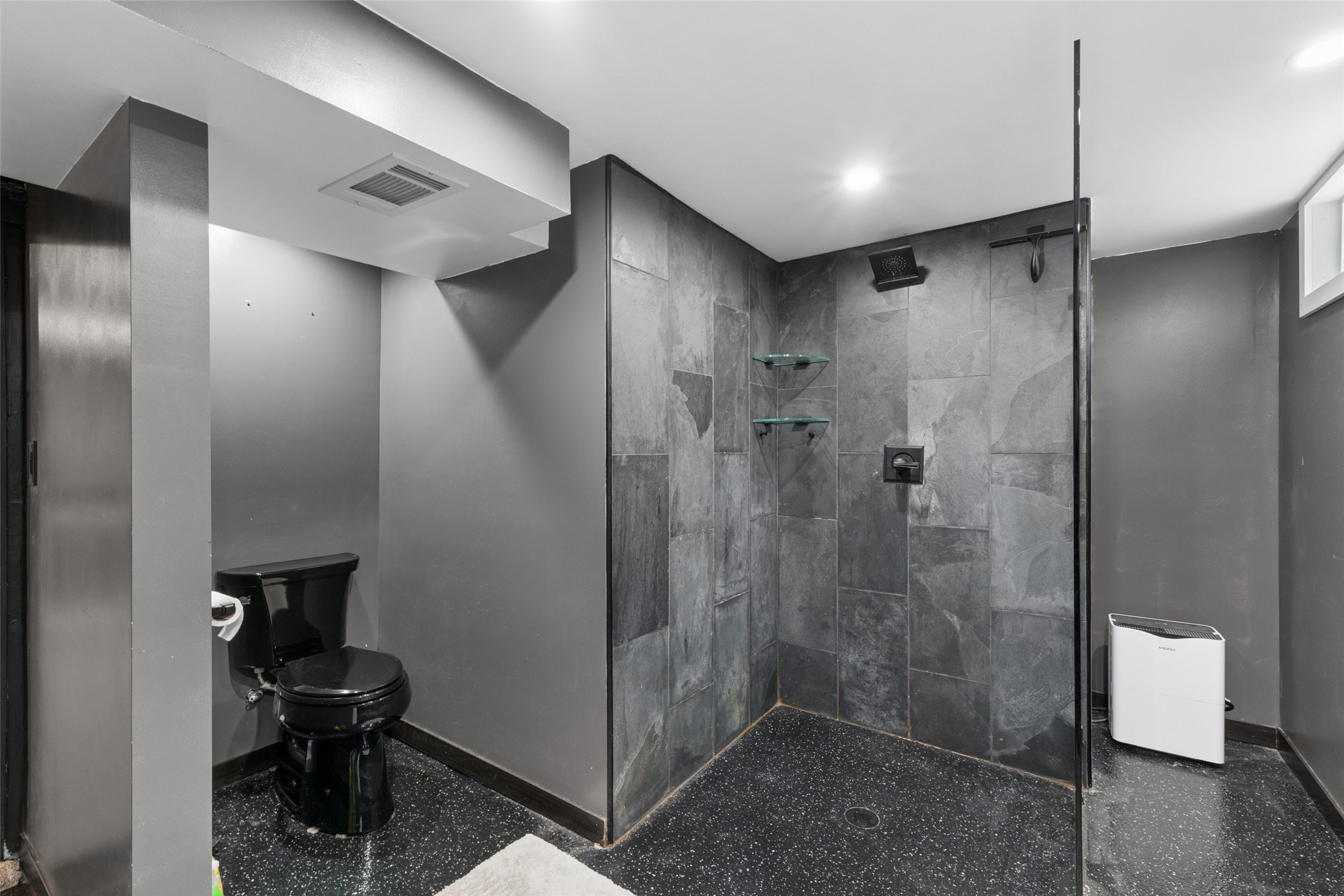 1401 Southland Drive Property Photo 12