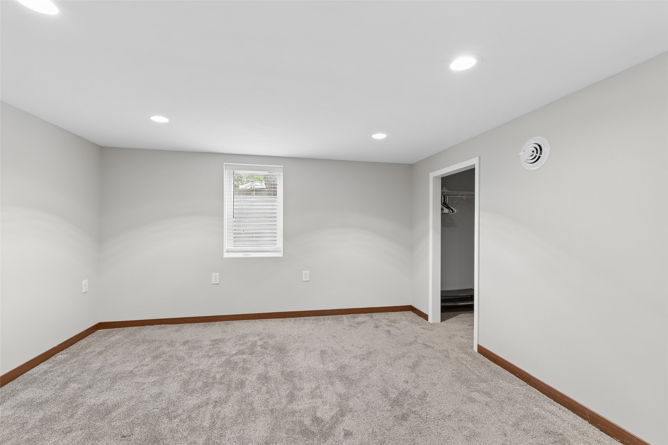 1401 Southland Drive Property Photo 16