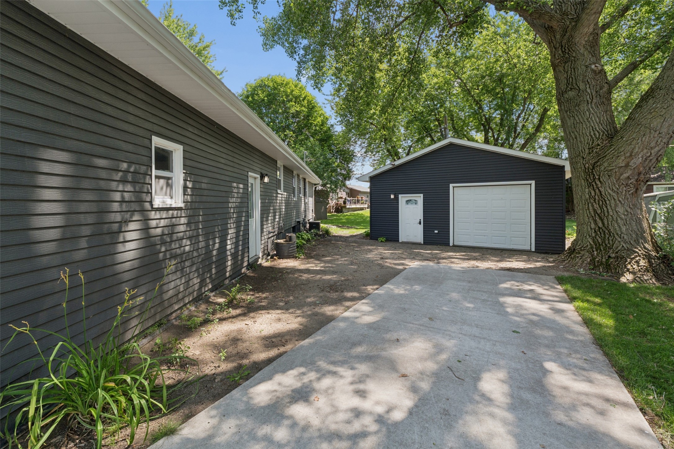 1401 Southland Drive Property Photo 24