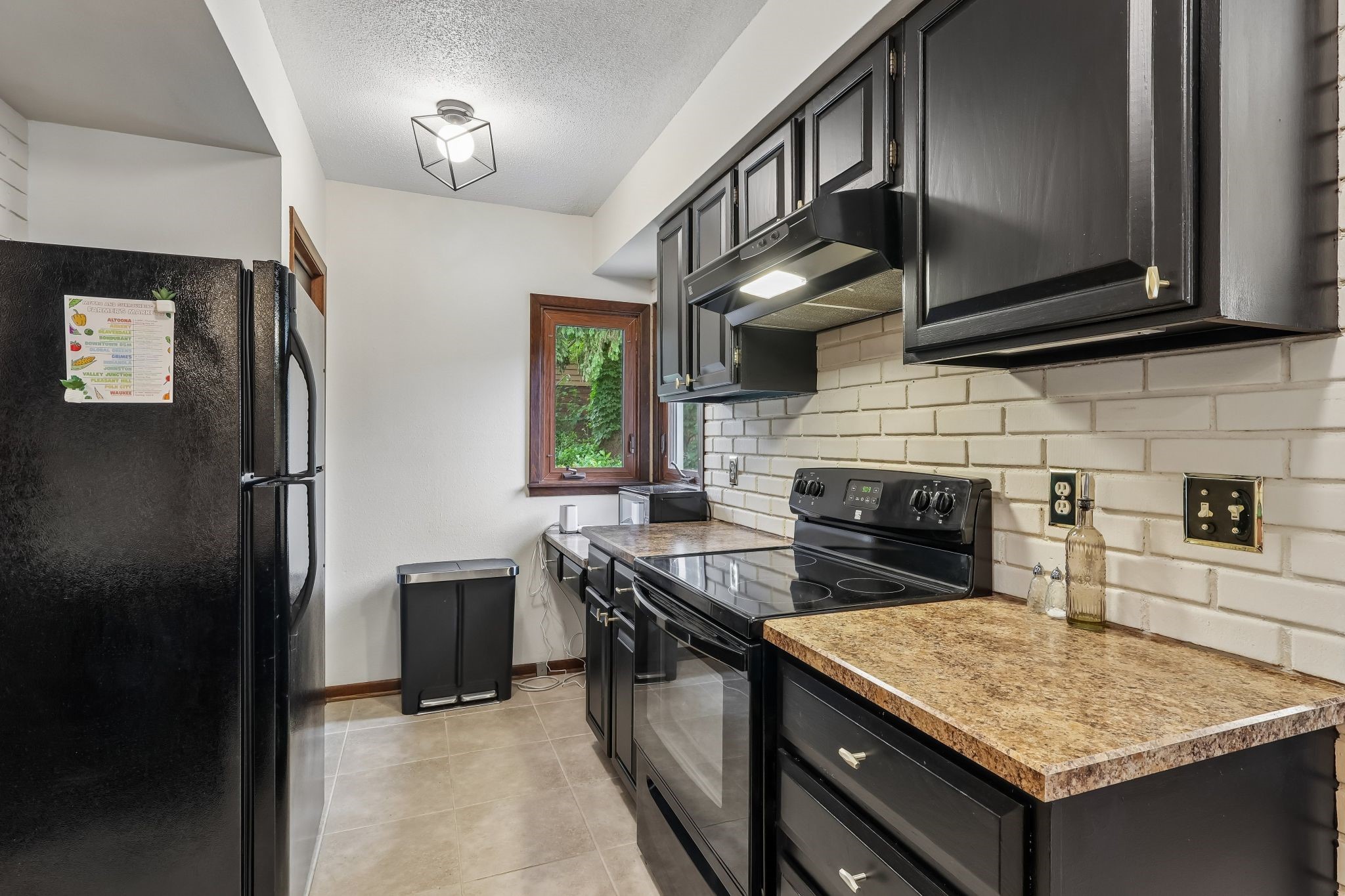 3800 Washington Avenue Property Photo 10