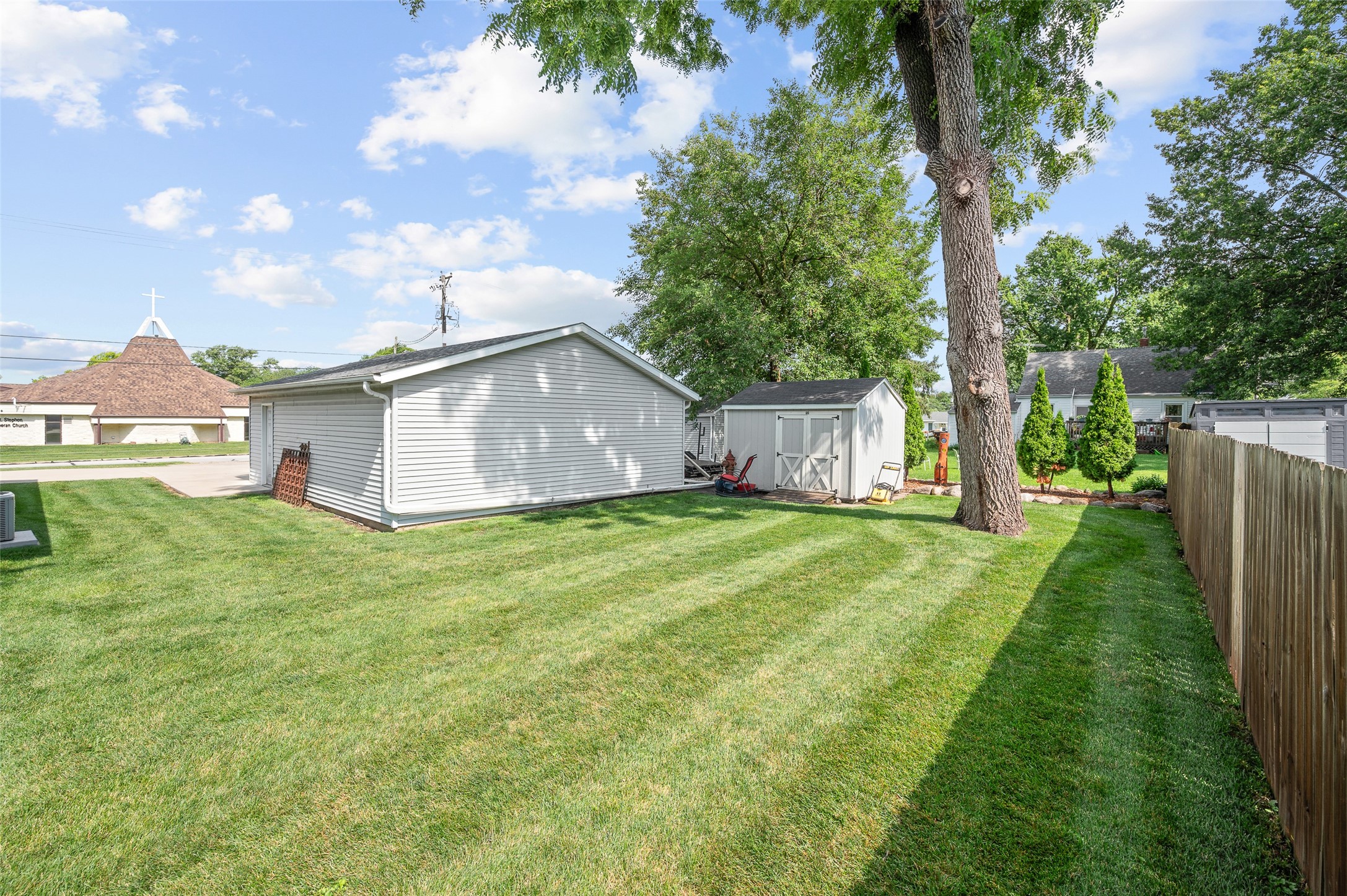 7119 Maryland Drive Property Photo 8