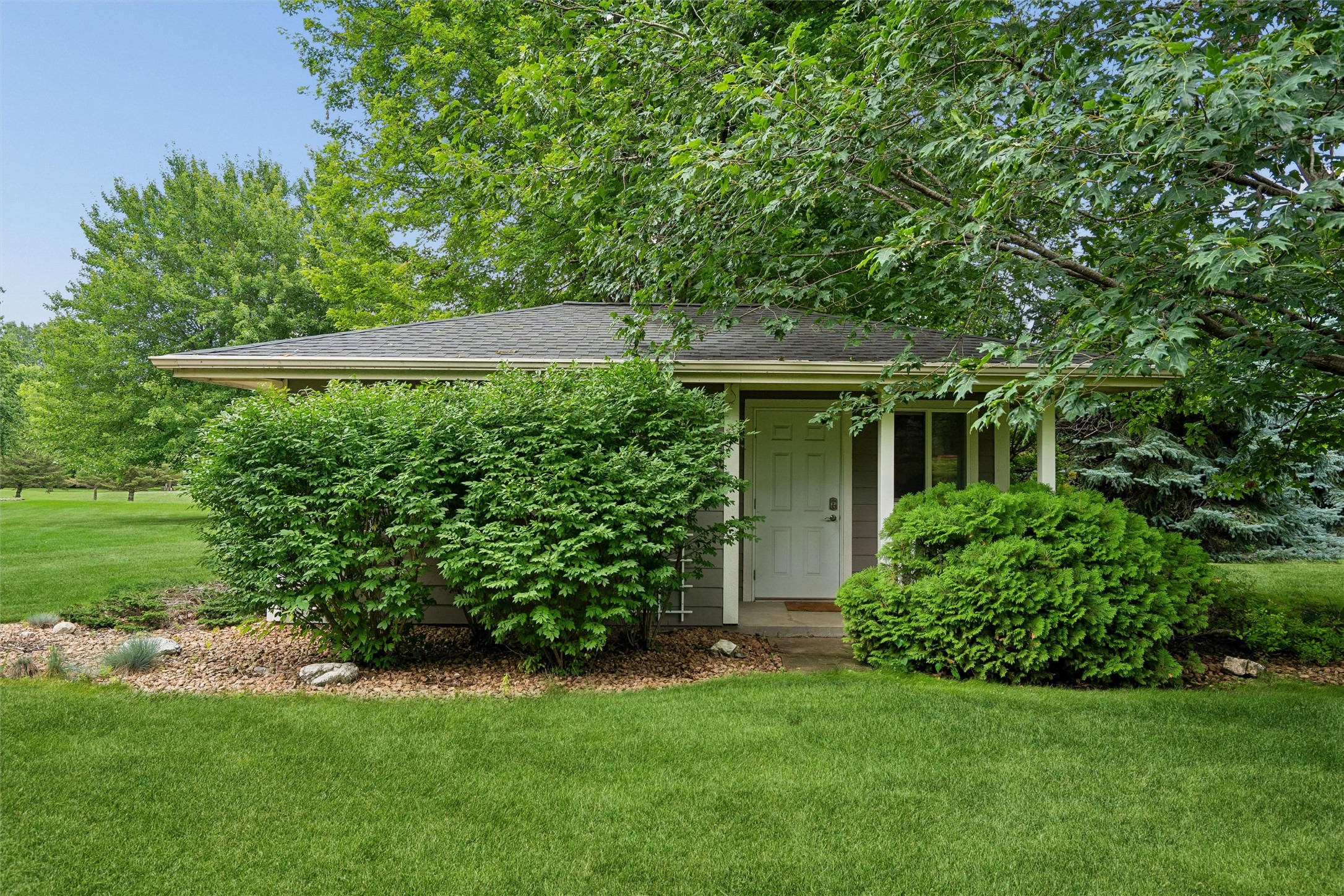 3240 Maple Court Property Photo 32