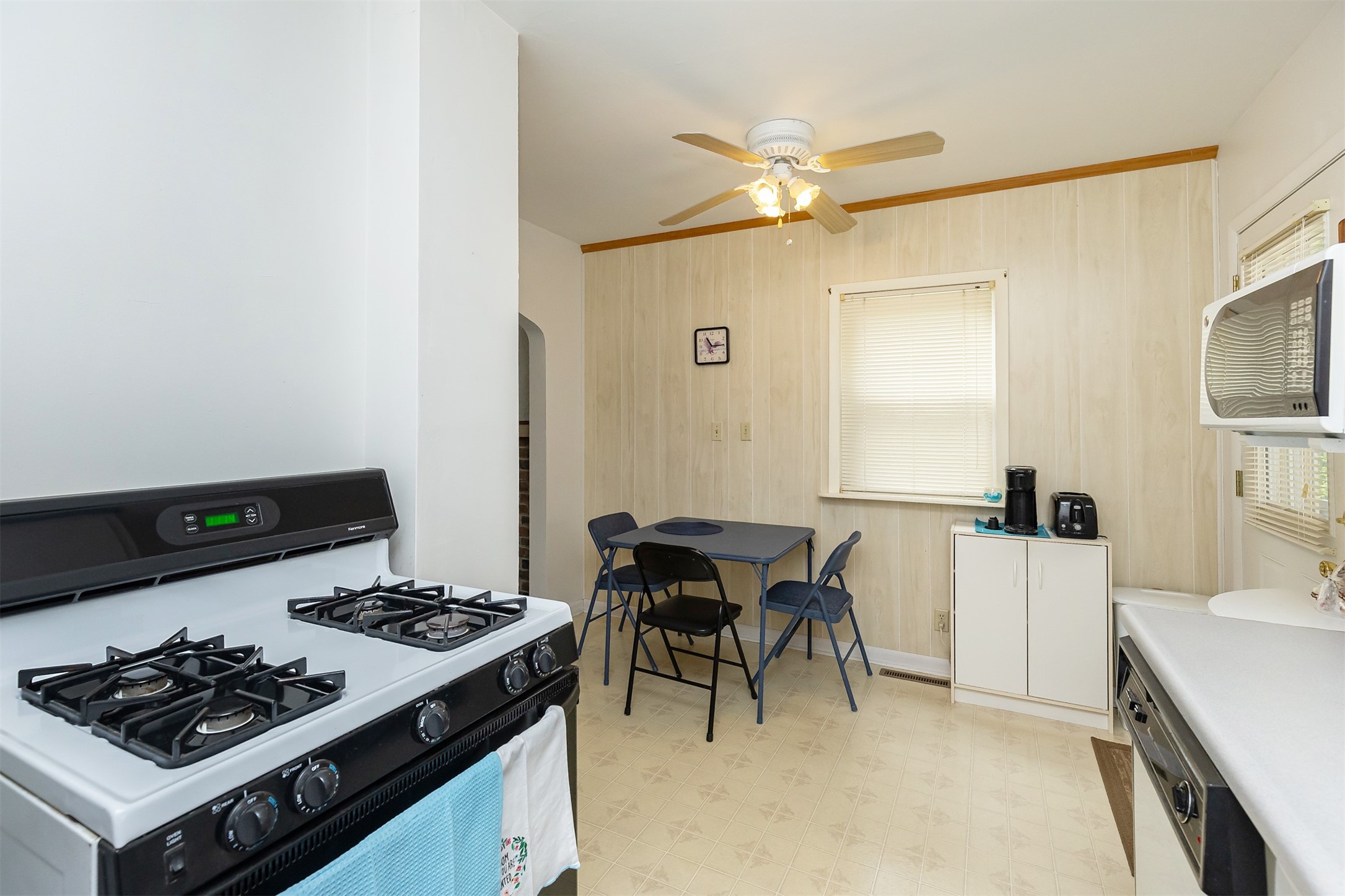 624 11th Street Property Photo 6