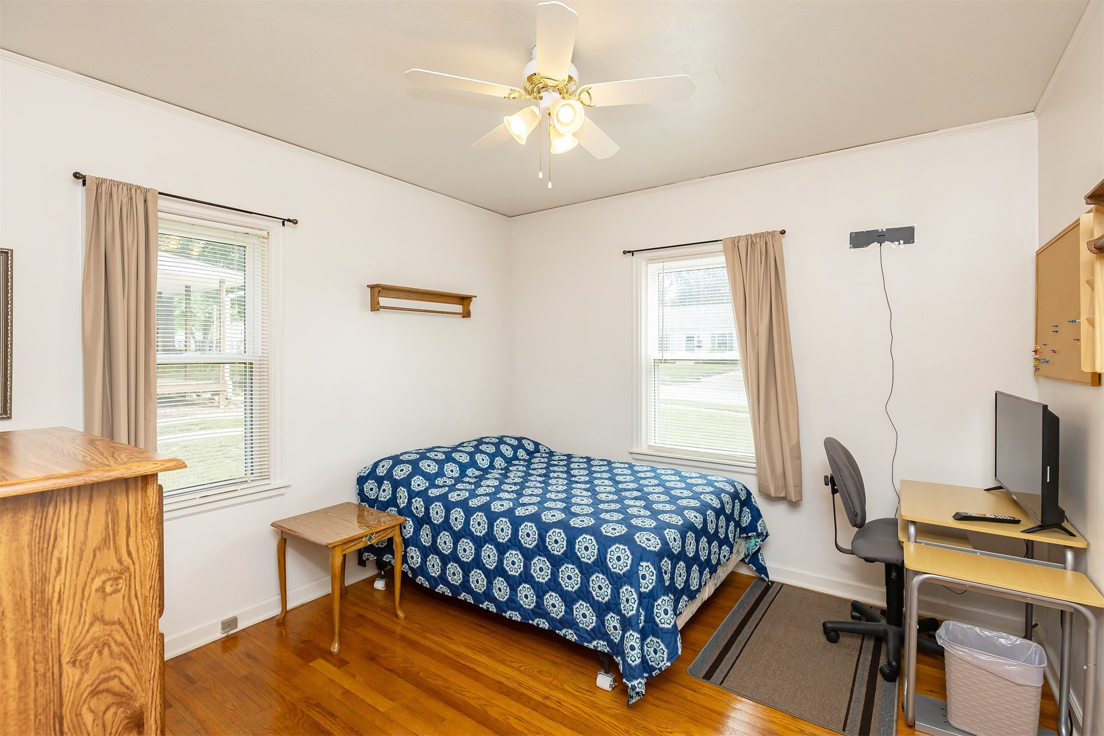 624 11th Street Property Photo 7