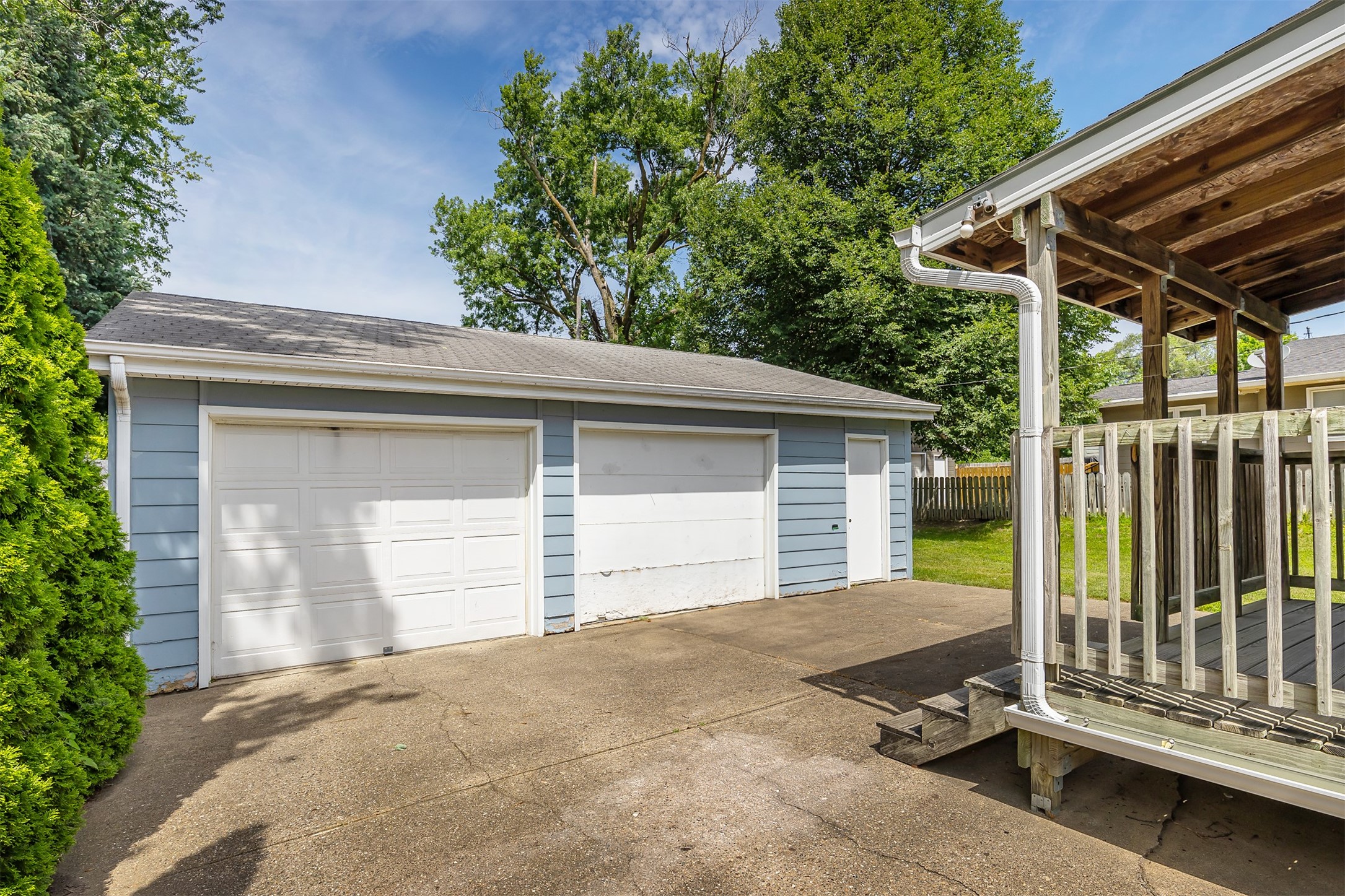 624 11th Street Property Photo 12