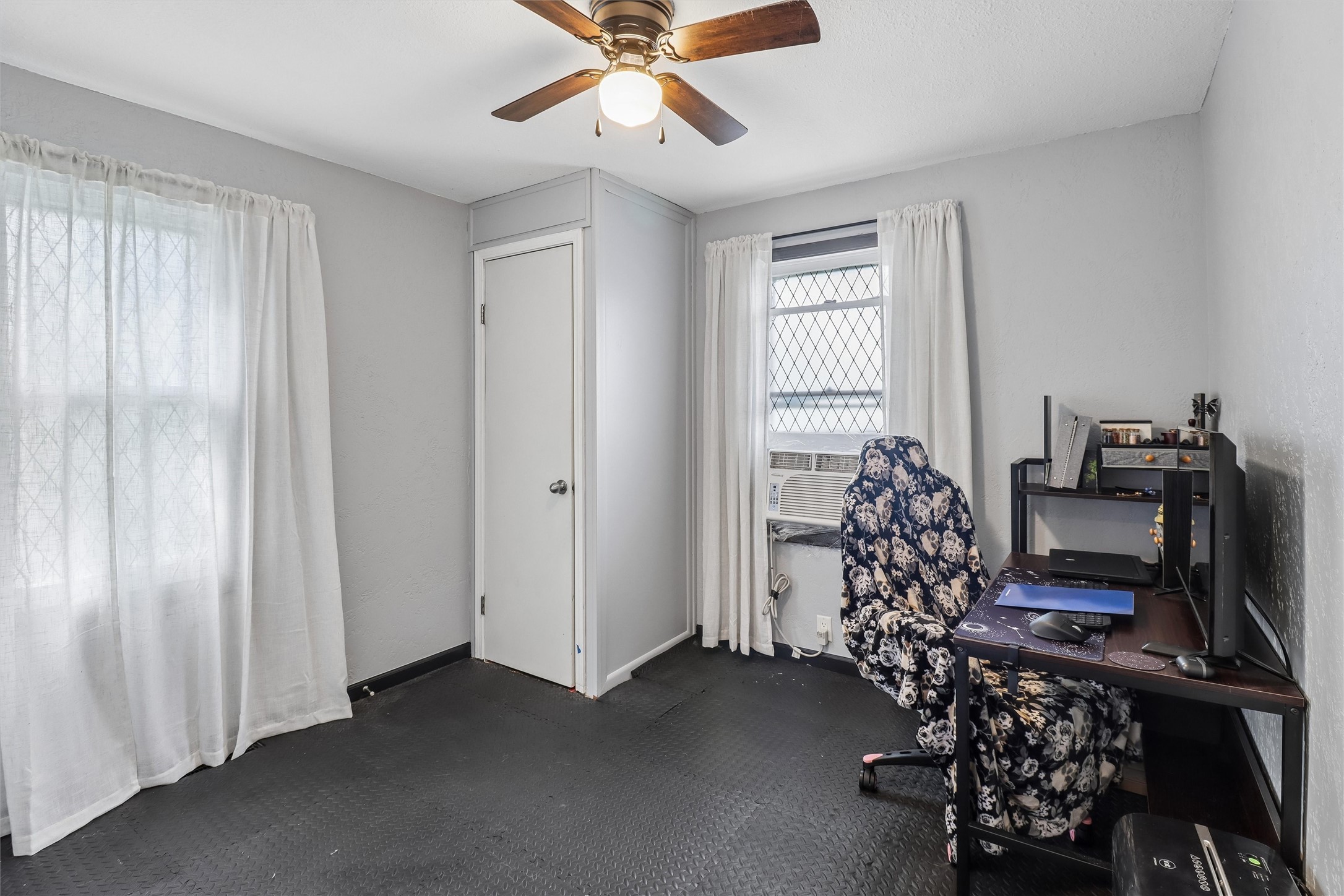 2539 Grandview Avenue Property Photo 16