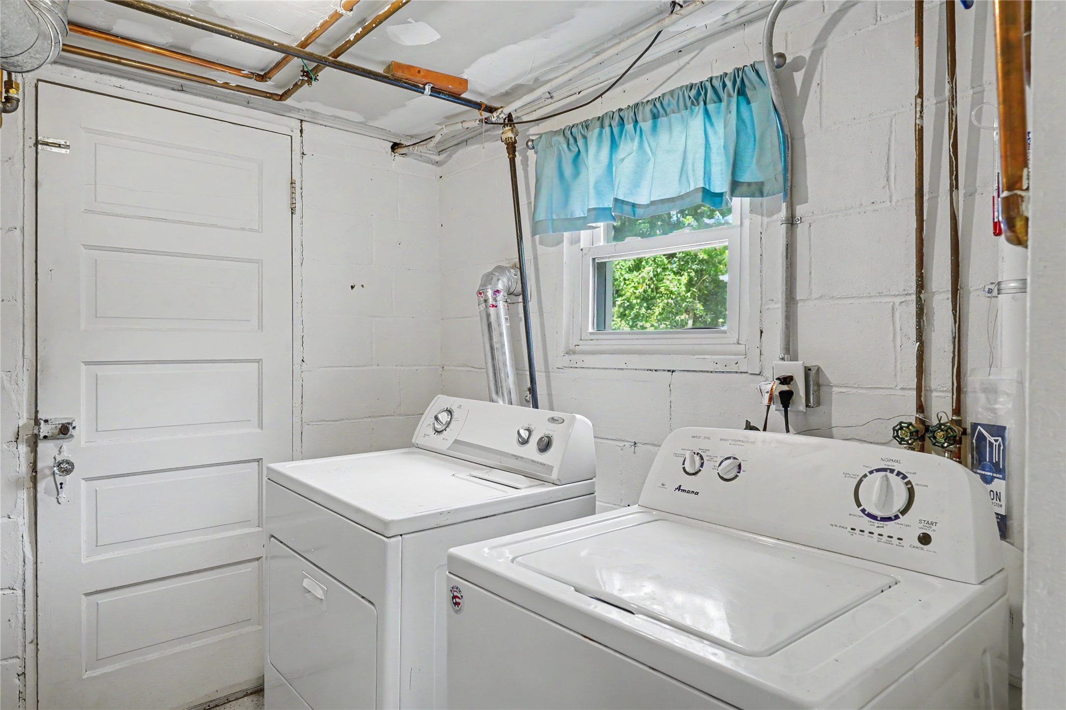 2117 44th Street Property Photo 17