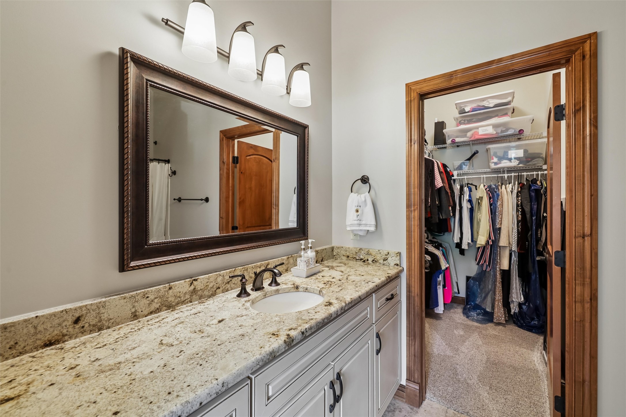 3806 Turnberry Drive Property Photo 22