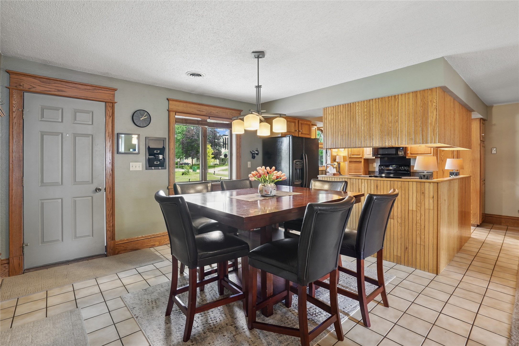 1237 J Avenue Property Photo 12