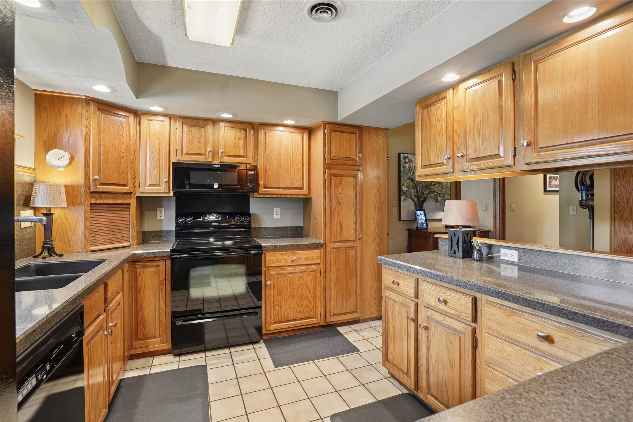 1237 J Avenue Property Photo 15