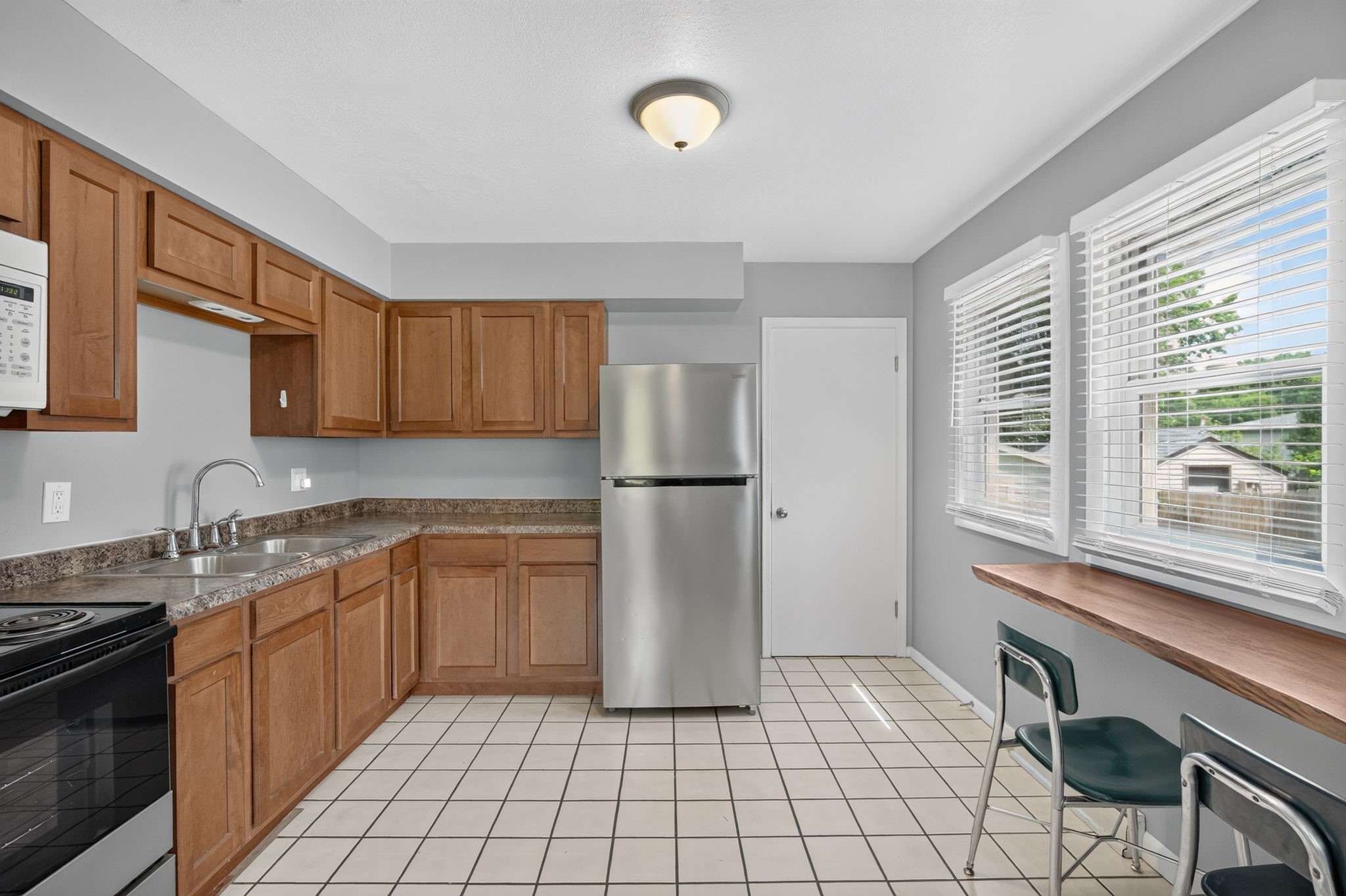 414 Hartford Avenue Property Photo 6