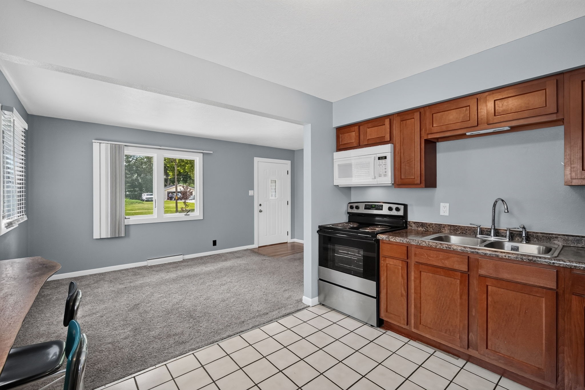 414 Hartford Avenue Property Photo 7