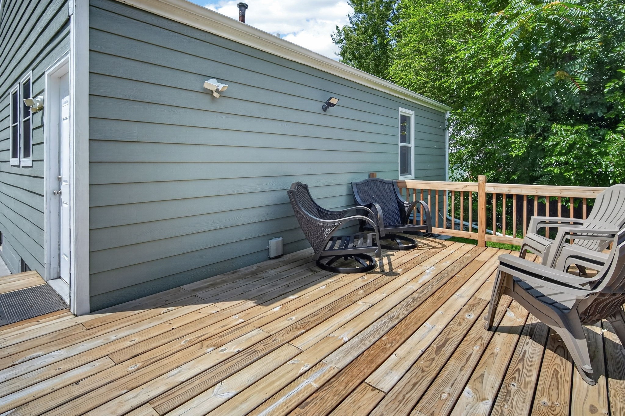 414 Hartford Avenue Property Photo 17
