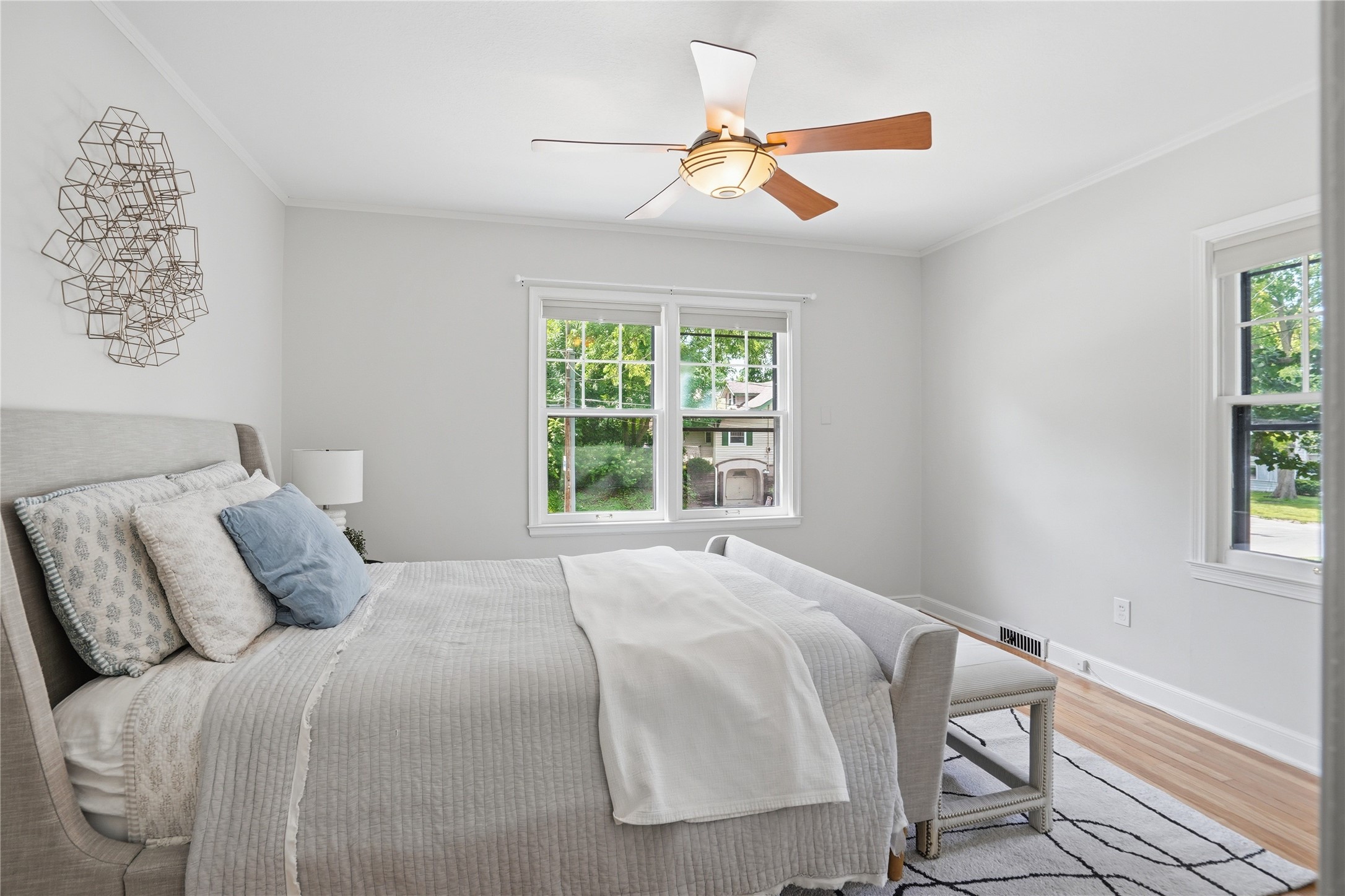 1641 38th Street Property Photo 12