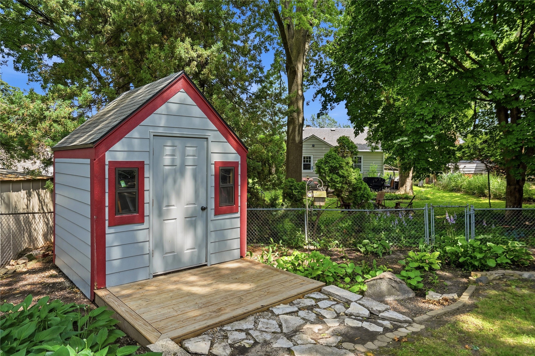 1641 38th Street Property Photo 31