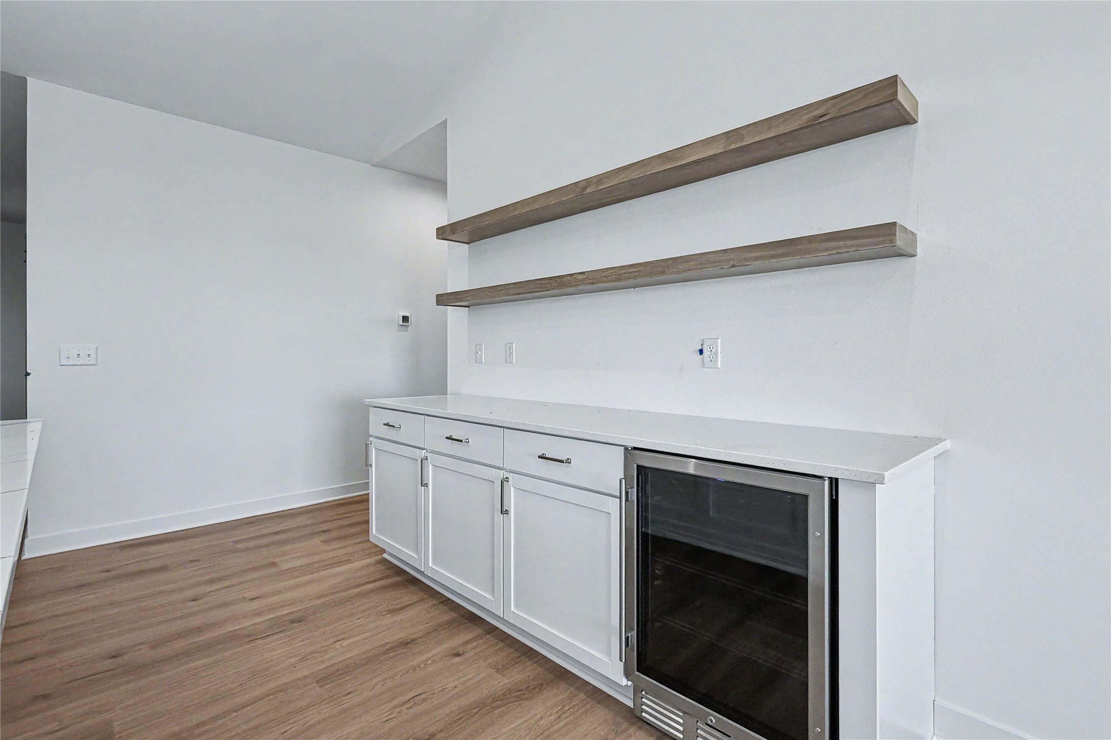 1230 Nw Sproul Drive Property Photo 6