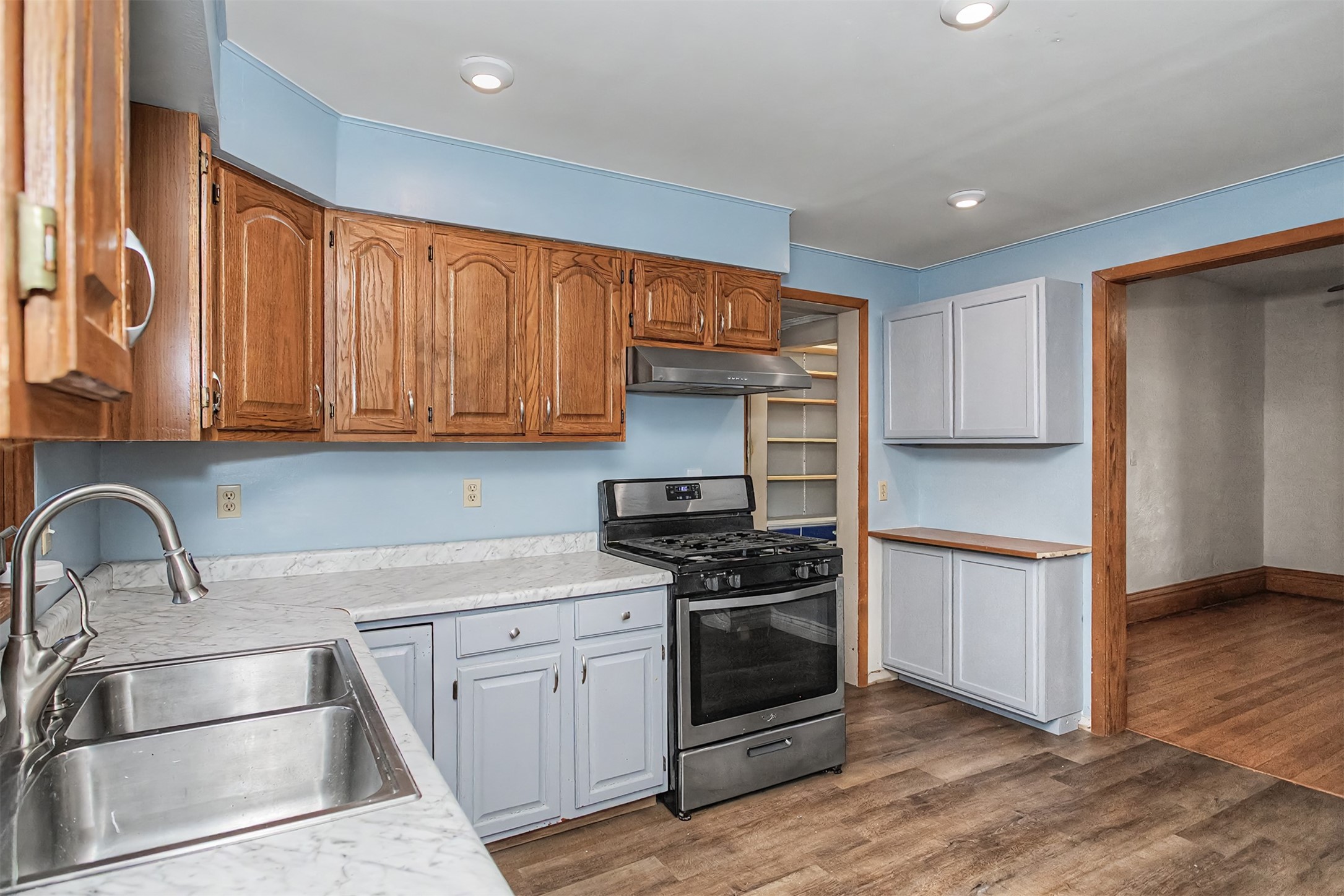 703 Pennsylvania Avenue Property Photo 13