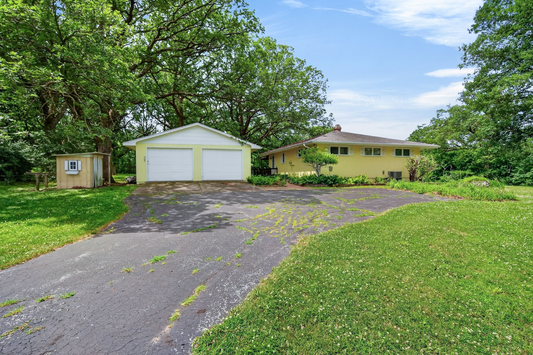 6222 Panorama Drive Property Photo 1