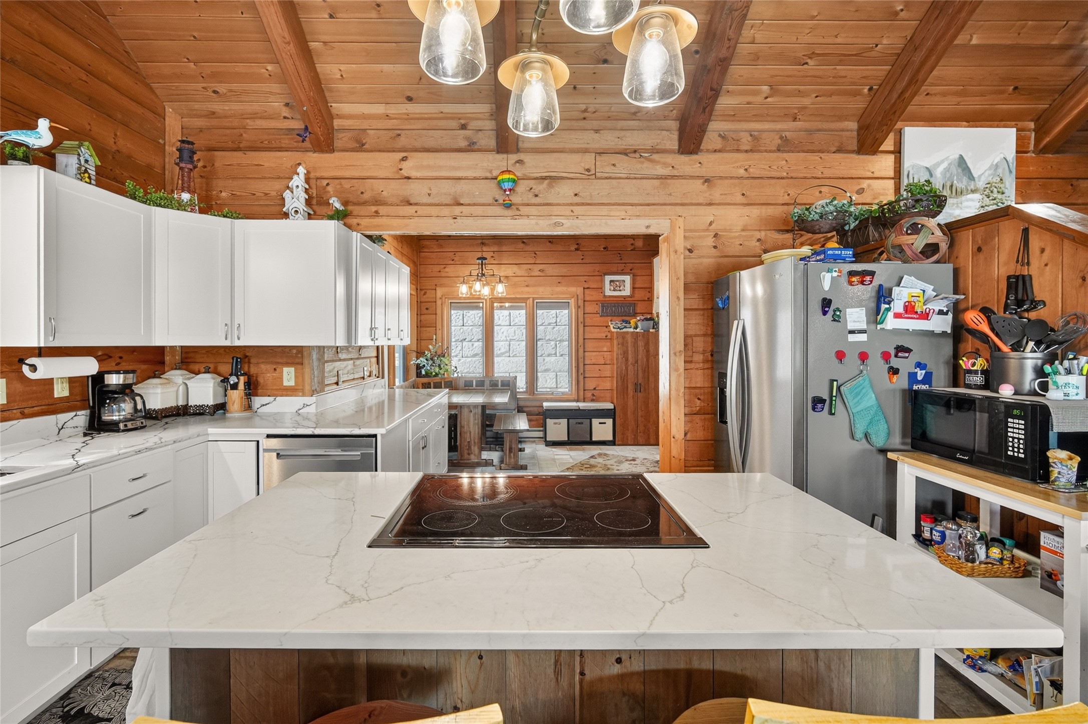 6634 Panorama Drive Property Photo 4