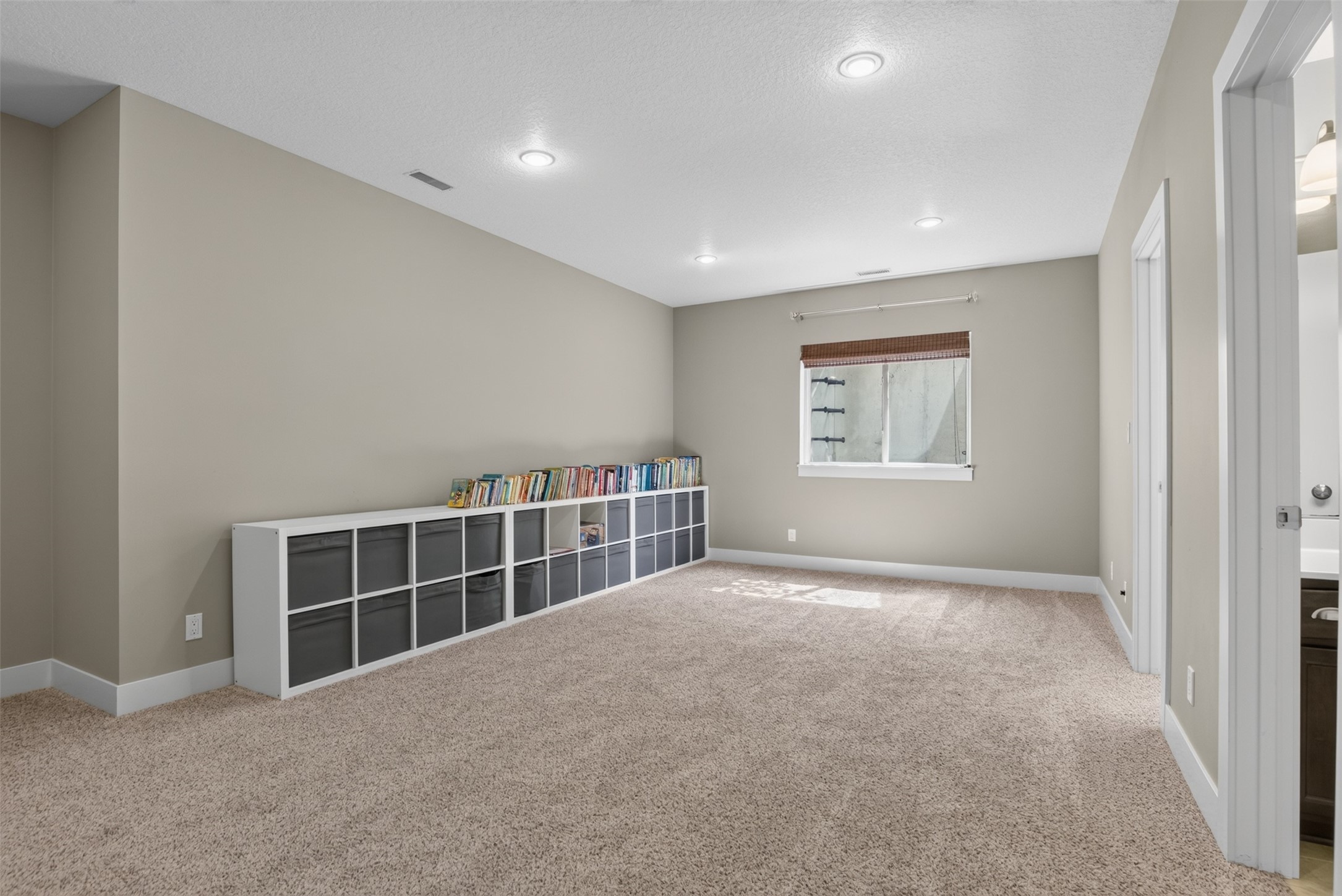 2706 Kingston Drive Property Photo 19
