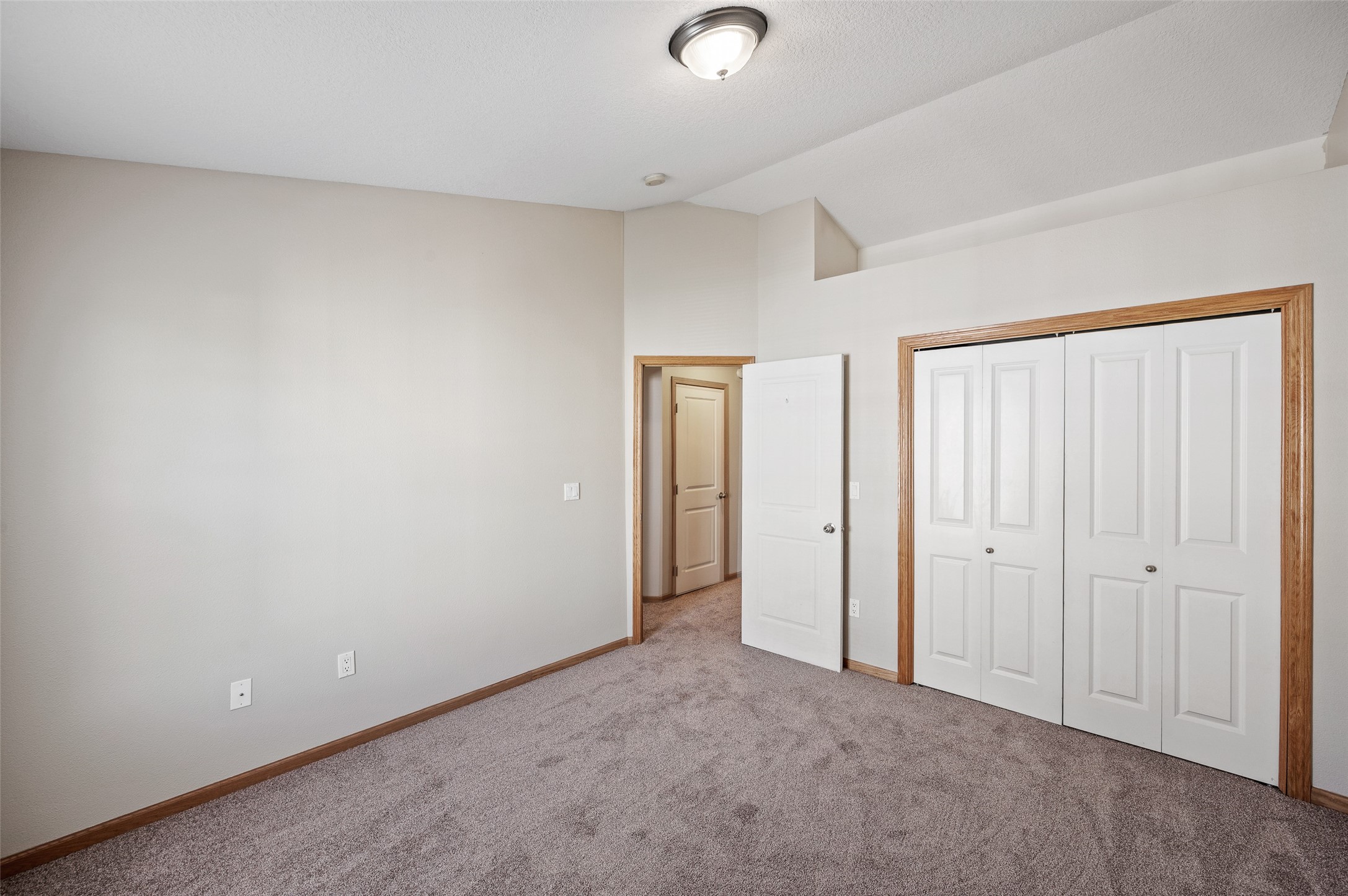 1146 Blackstone Lane Property Photo 15
