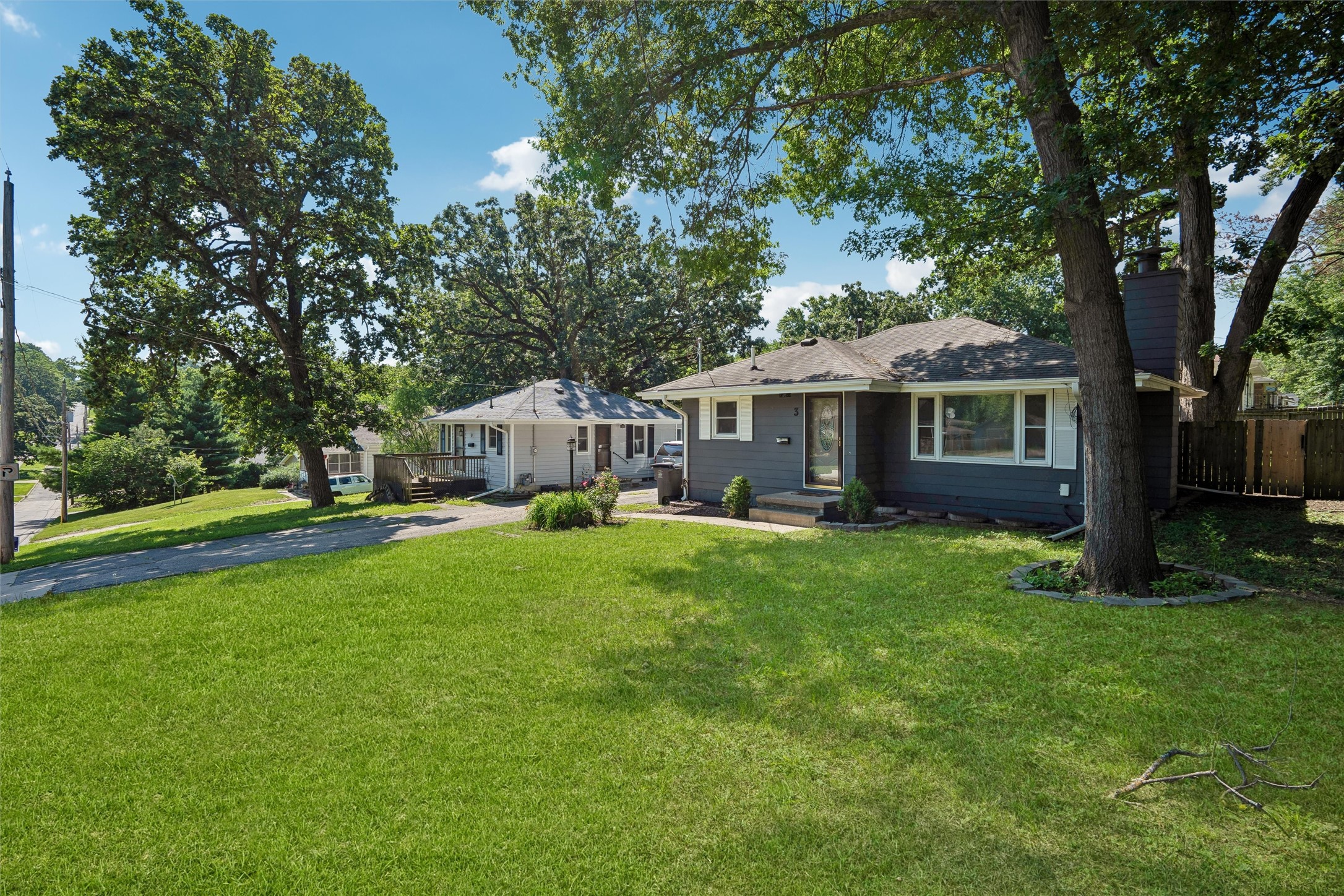 3 E Bell Avenue Property Photo 2
