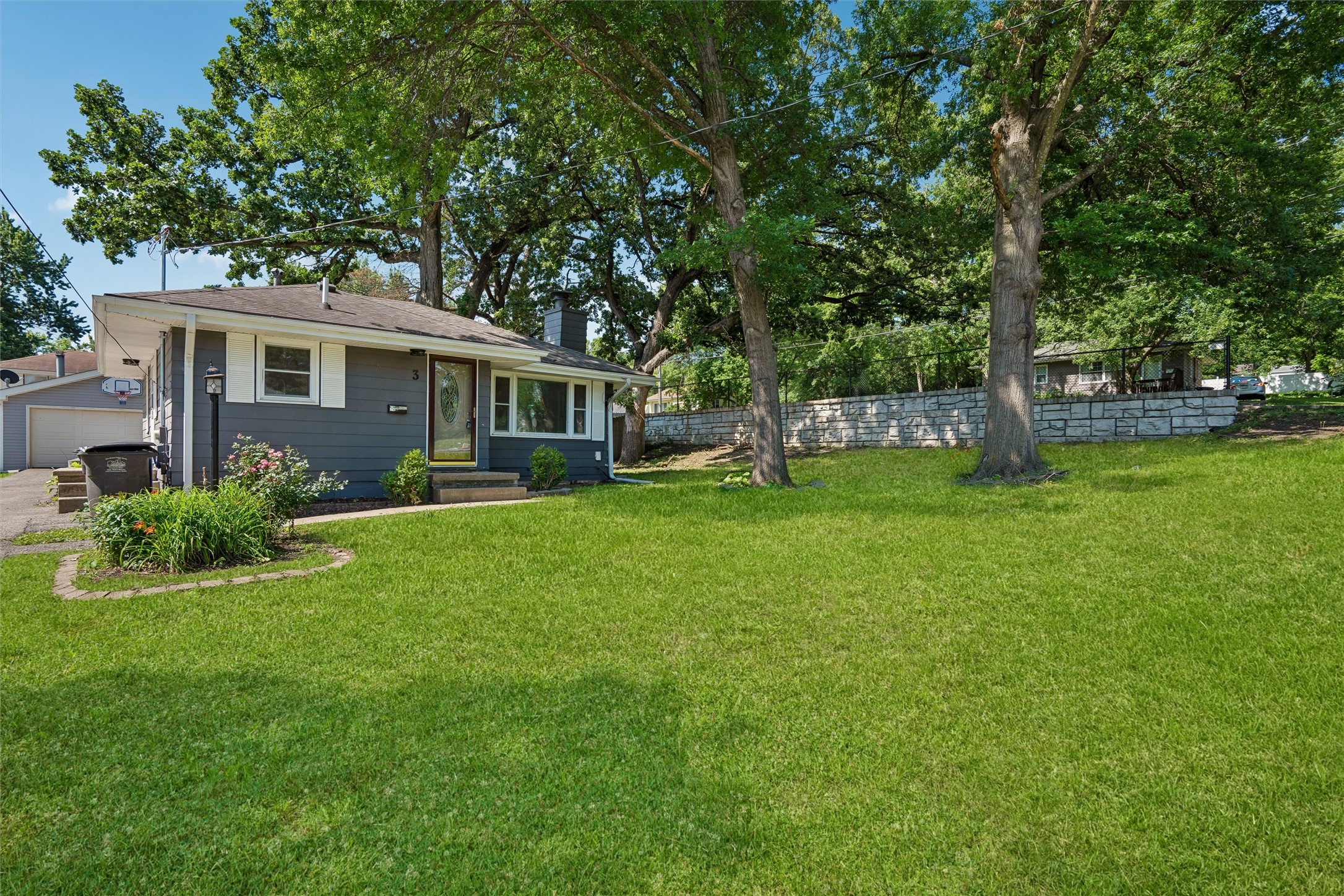 3 E Bell Avenue Property Photo 3