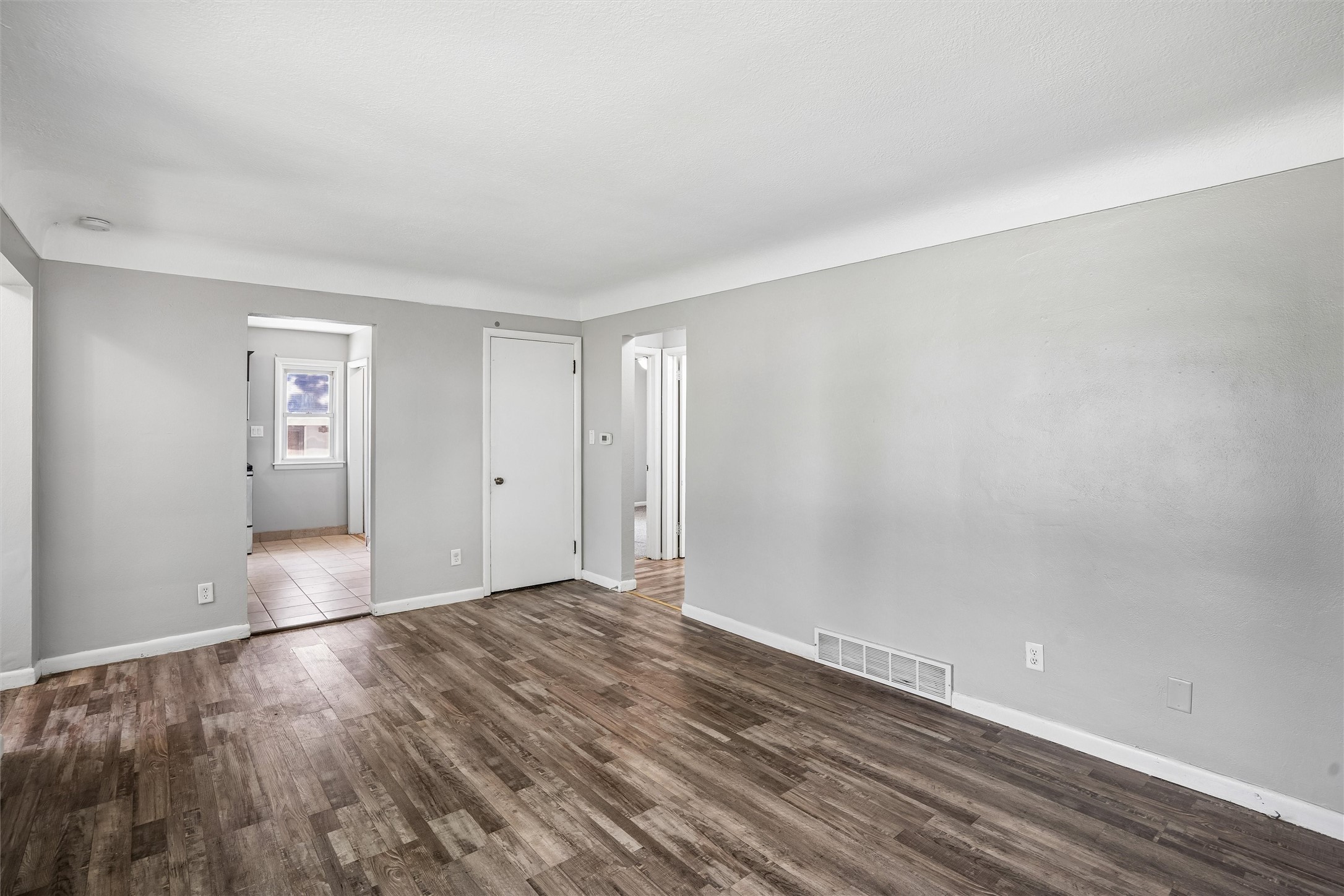 3 E Bell Avenue Property Photo 6