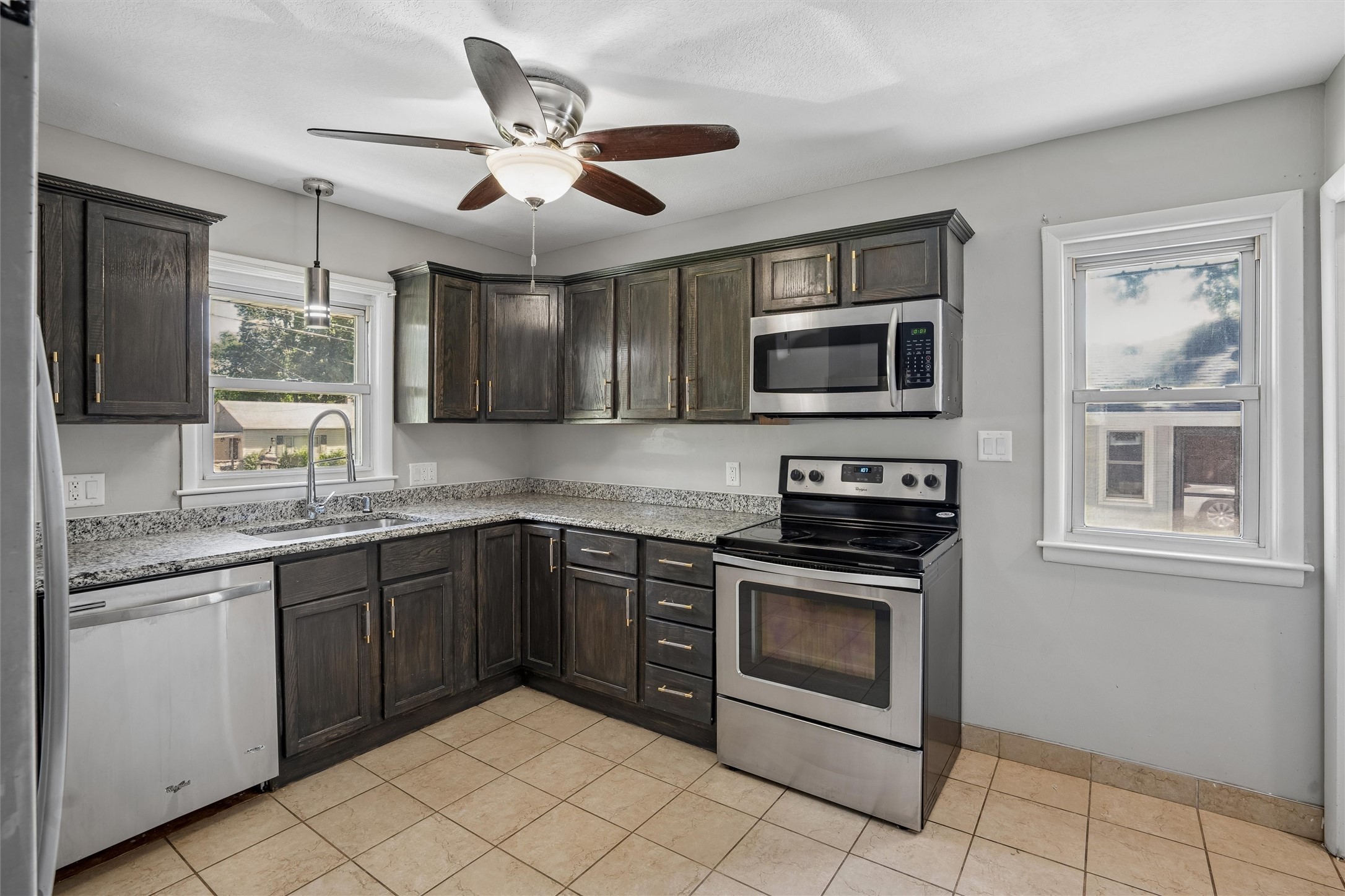 3 E Bell Avenue Property Photo 15