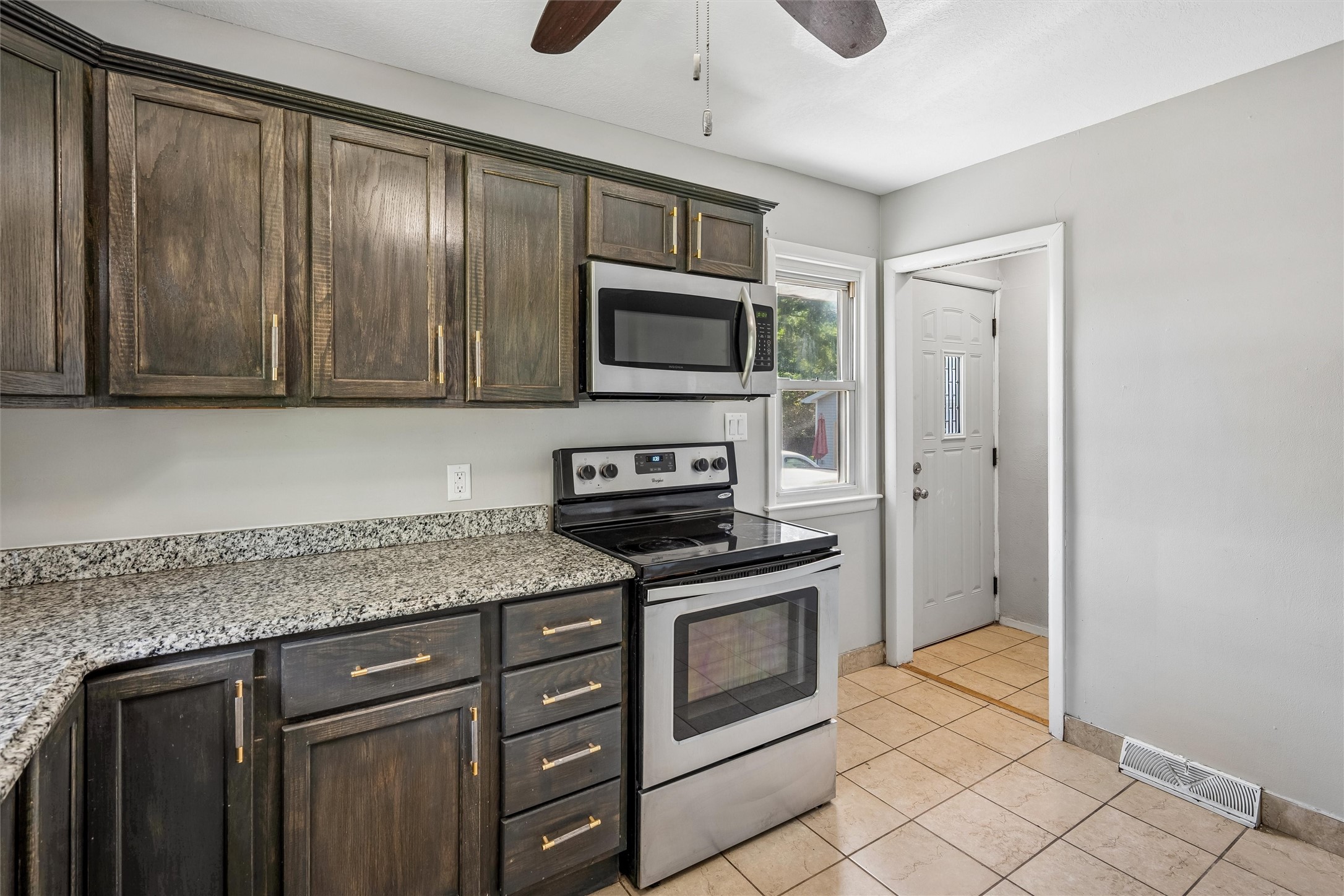 3 E Bell Avenue Property Photo 18