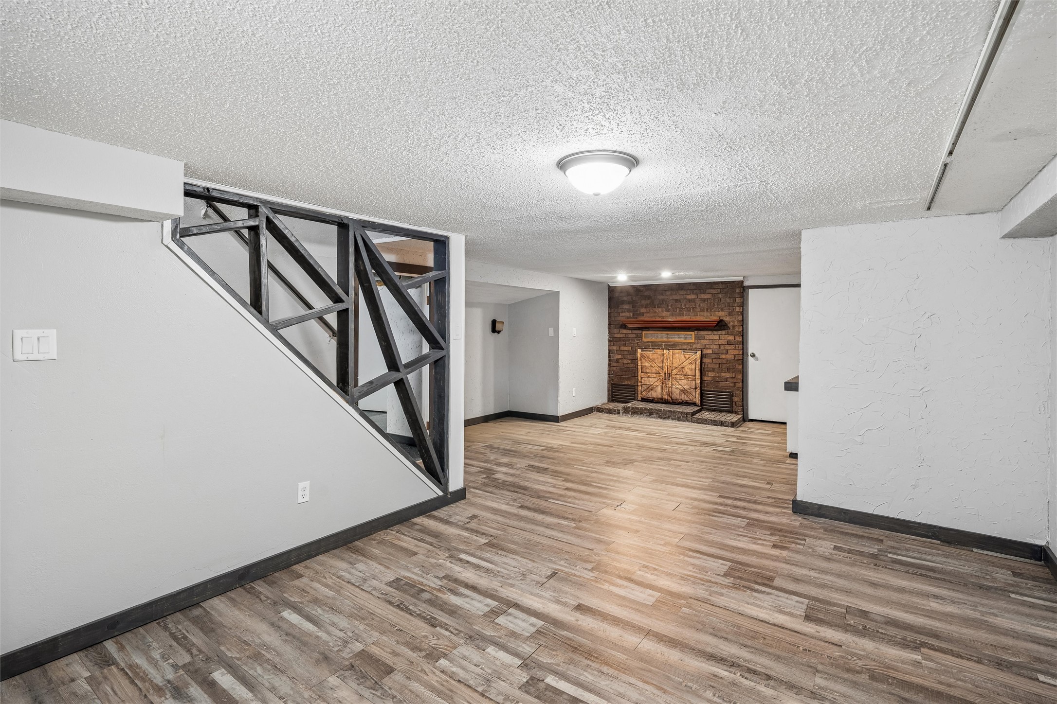 3 E Bell Avenue Property Photo 22