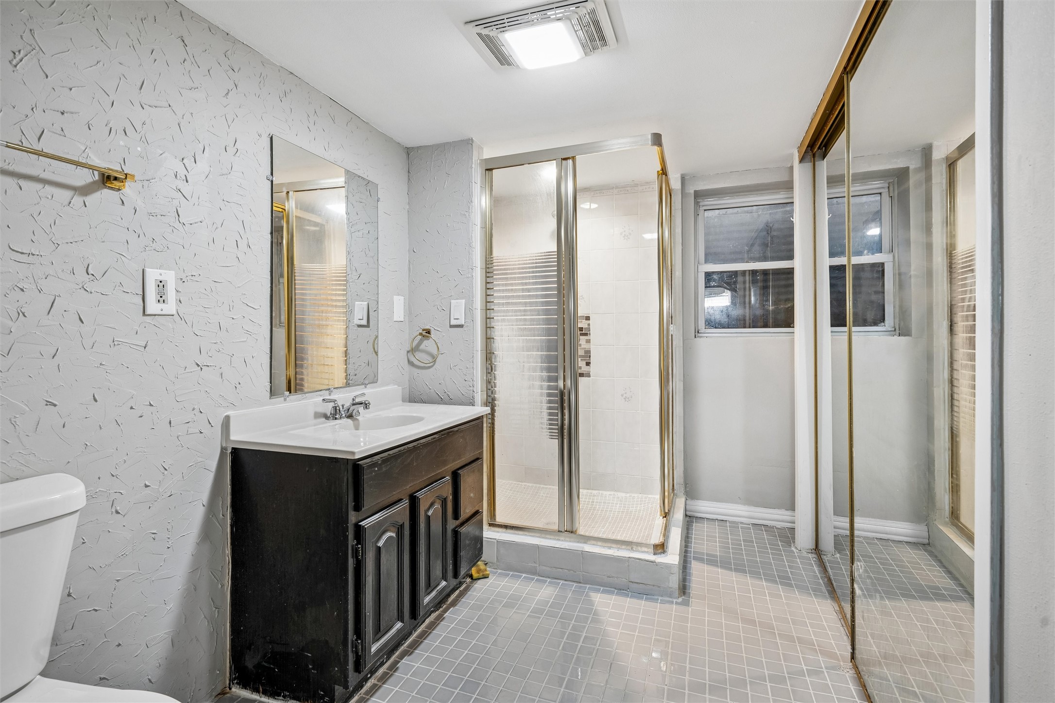 3 E Bell Avenue Property Photo 24