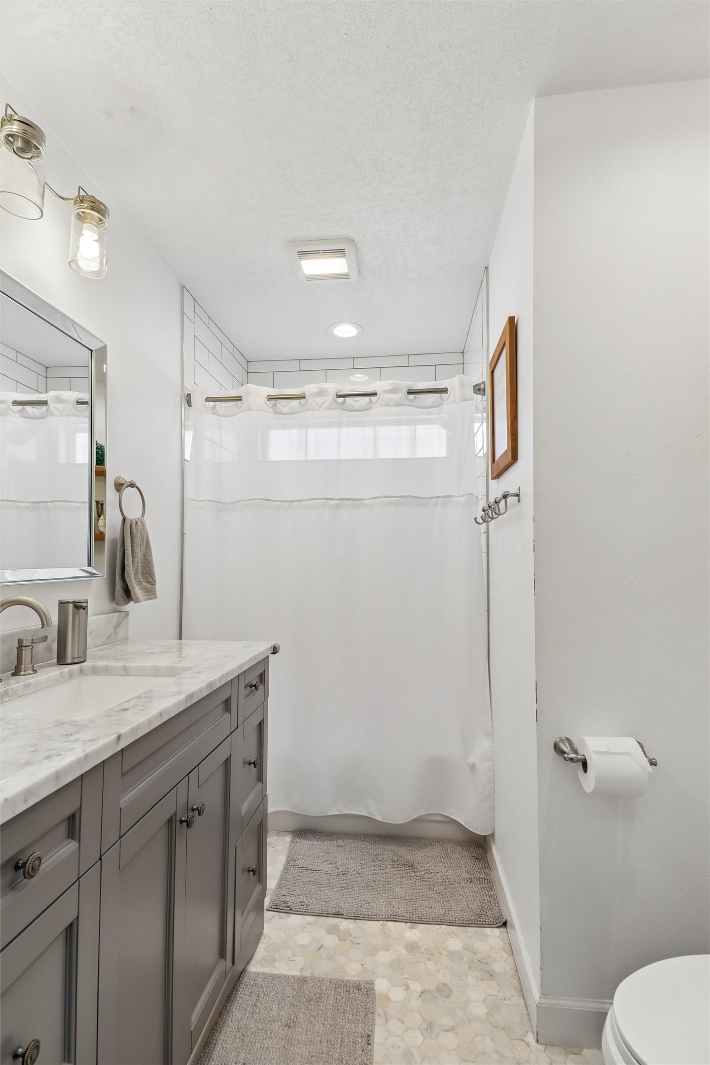 2523 Eagle Pt Court Property Photo 18