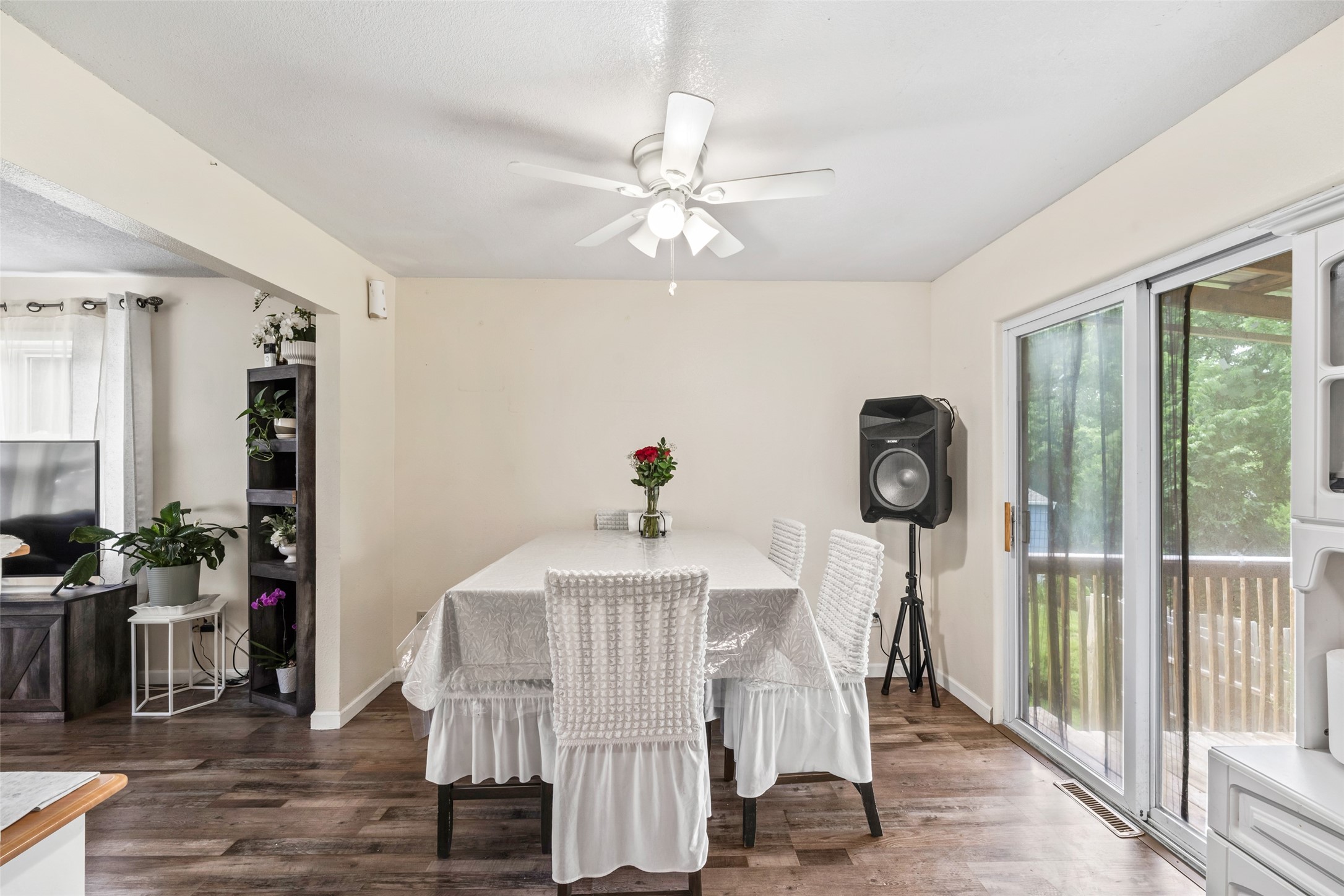 516 E Hackley Avenue Property Photo 6