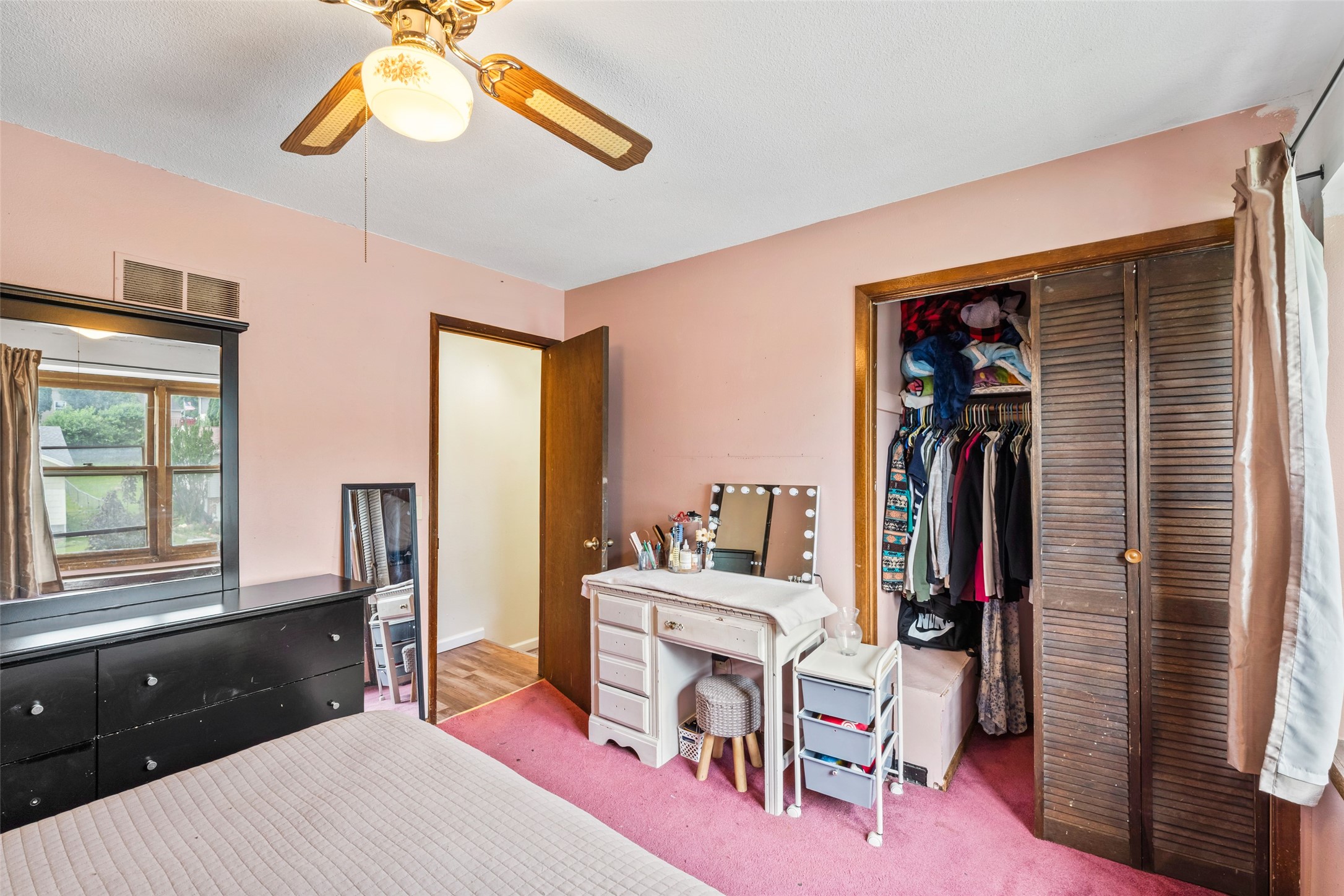 516 E Hackley Avenue Property Photo 15